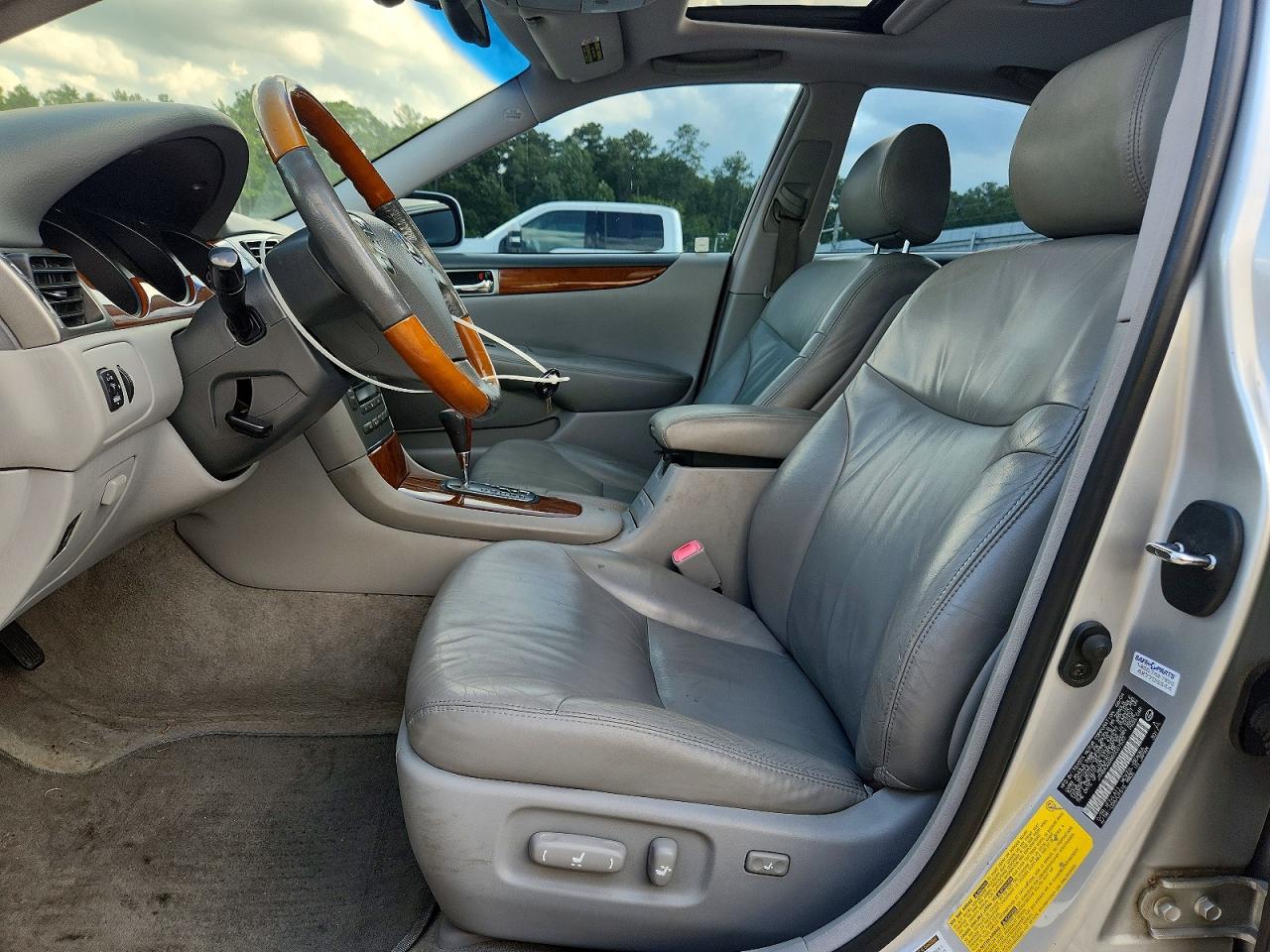 2005 Lexus Es 330 Silver vin: JTHBA30G655067537
