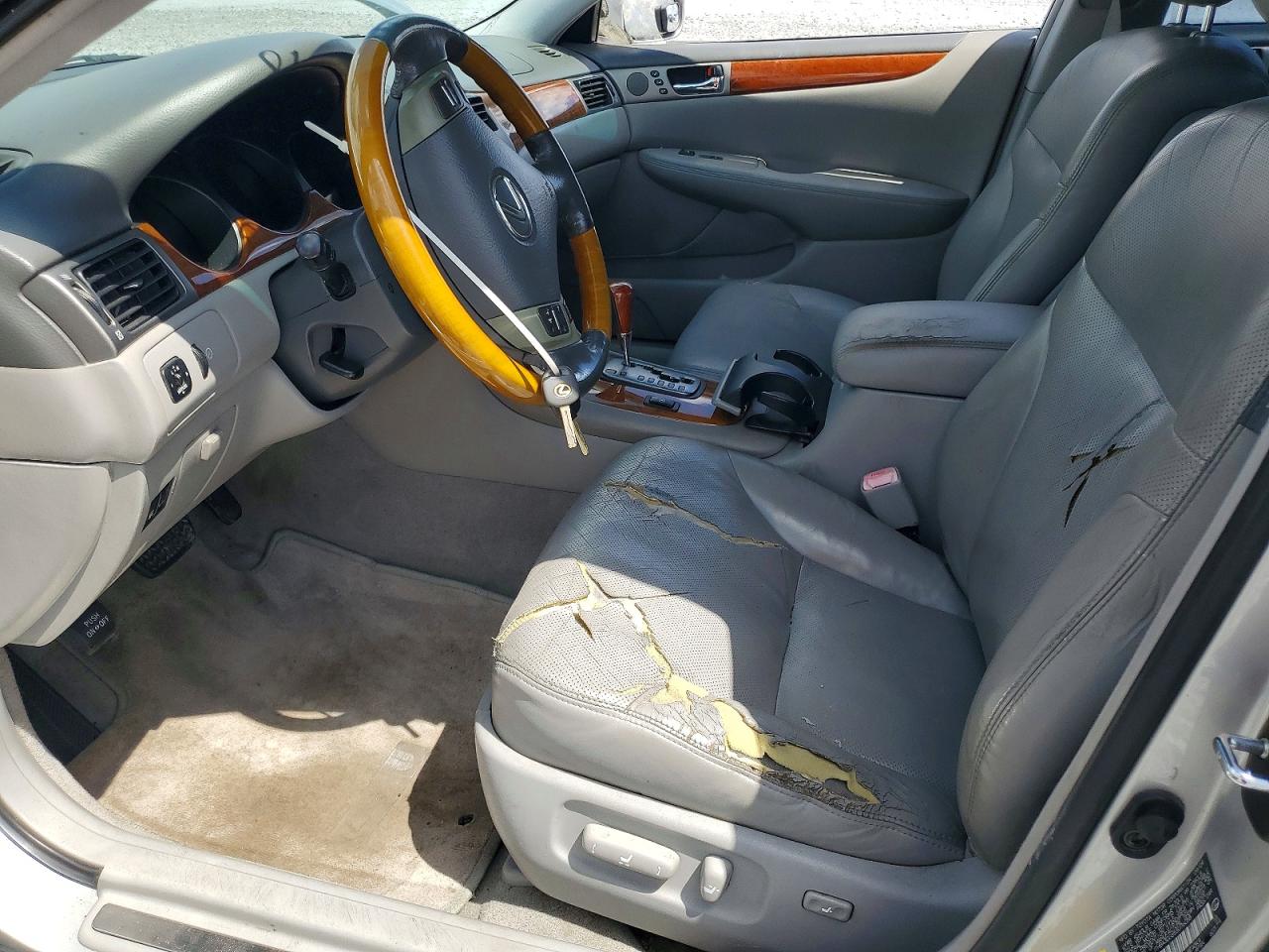 2005 Lexus Es 330 Silver vin: JTHBA30G655076058