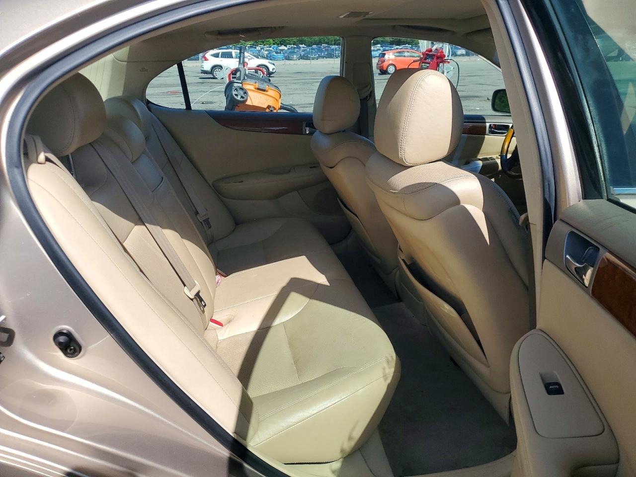 2005 Lexus Es 330 Gold vin: JTHBA30G655097346