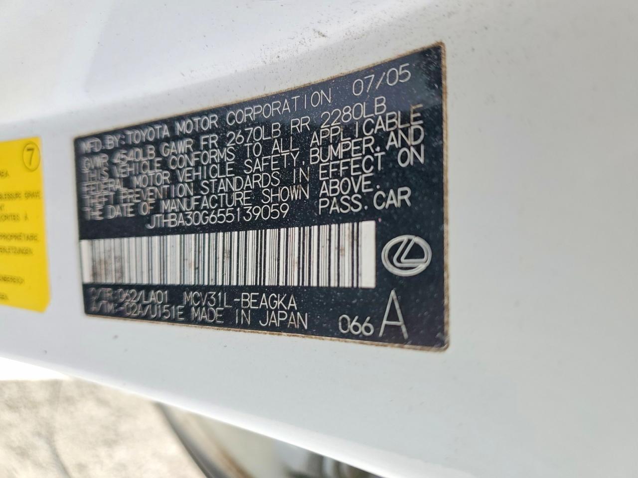 2005 Lexus Es 330 White vin: JTHBA30G655139059