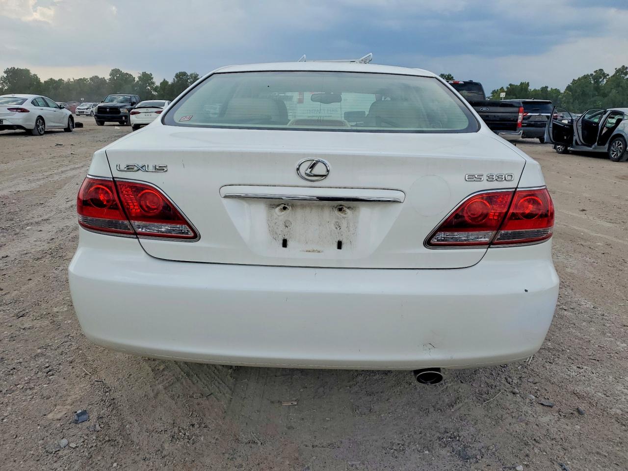2005 Lexus Es 330 White vin: JTHBA30G655139059