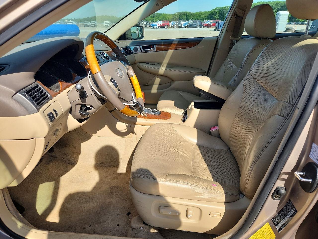 2006 Lexus Es 330 Beige vin: JTHBA30G665171351