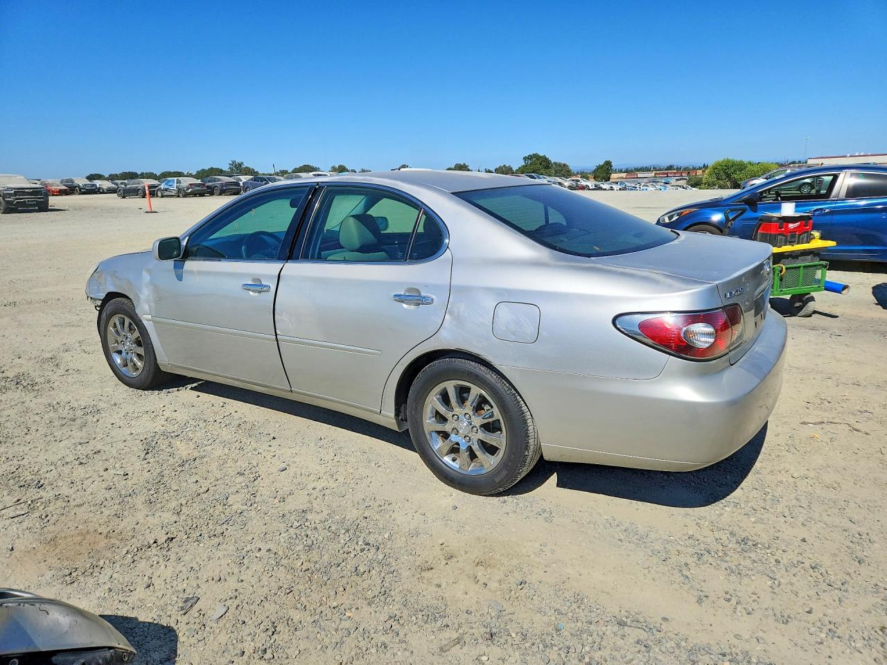 2004 Lexus Es 330 Silver vin: JTHBA30G740007987