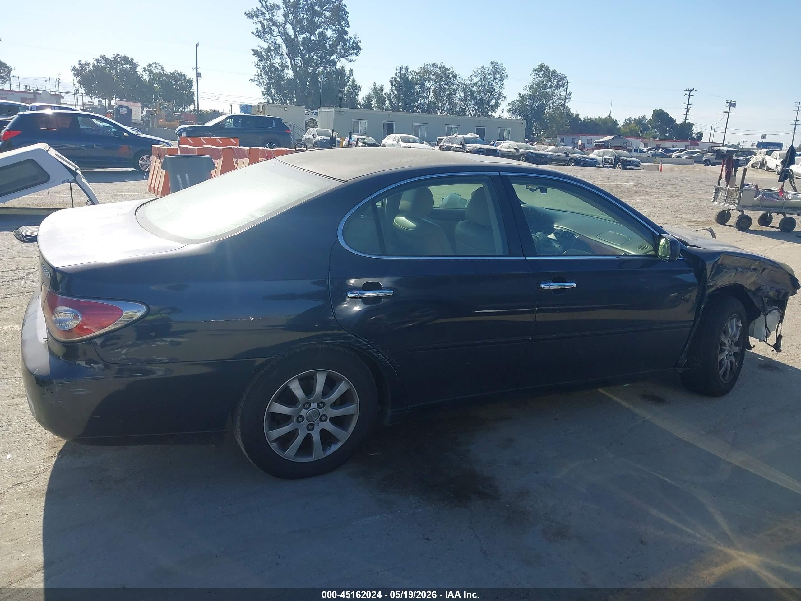2004 Lexus Es 330 Dark Blue vin: JTHBA30G740008573