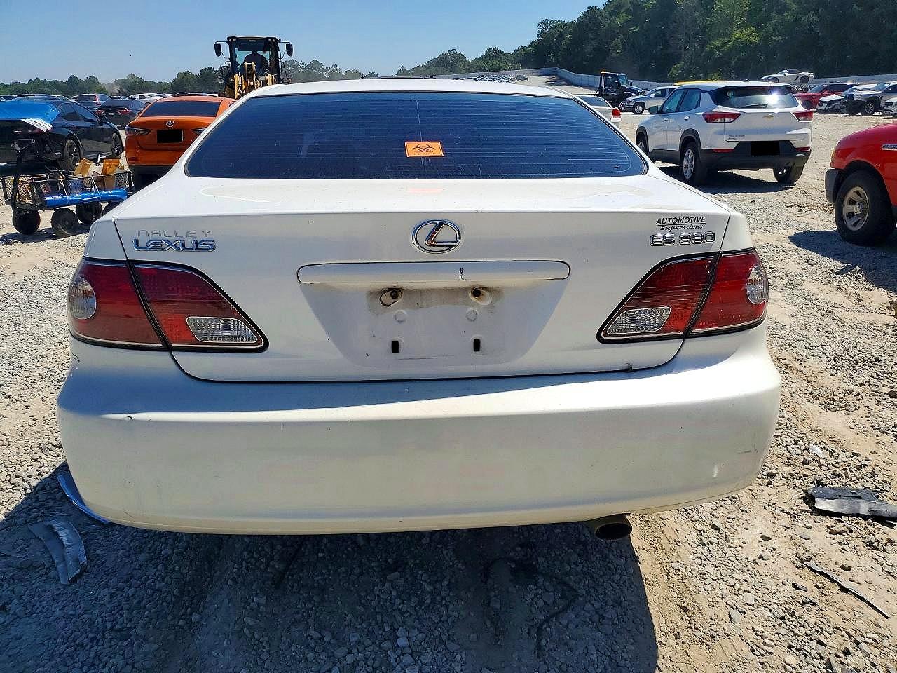 2004 Lexus Es 330 White vin: JTHBA30G740022621