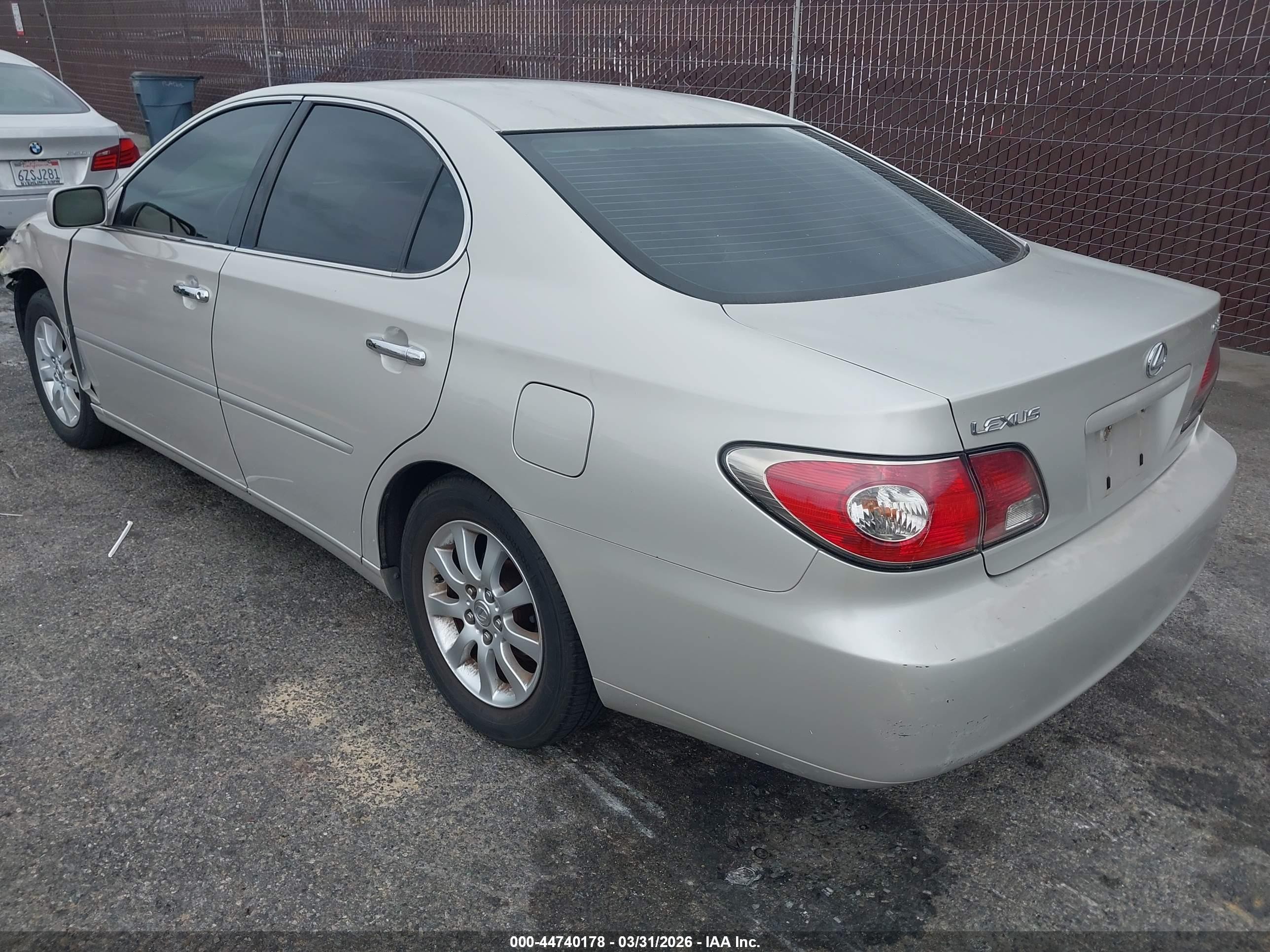 2004 Lexus Es 330   Cream vin: JTHBA30G745003277