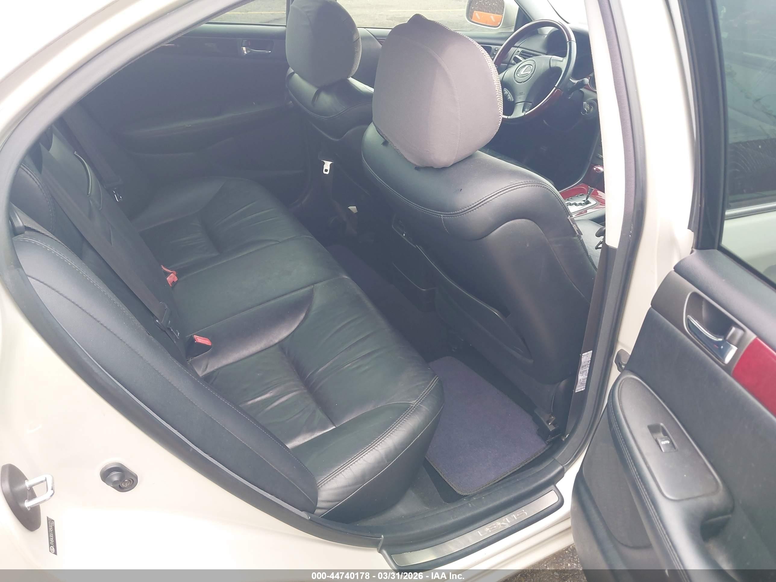 2004 Lexus Es 330   Cream vin: JTHBA30G745003277