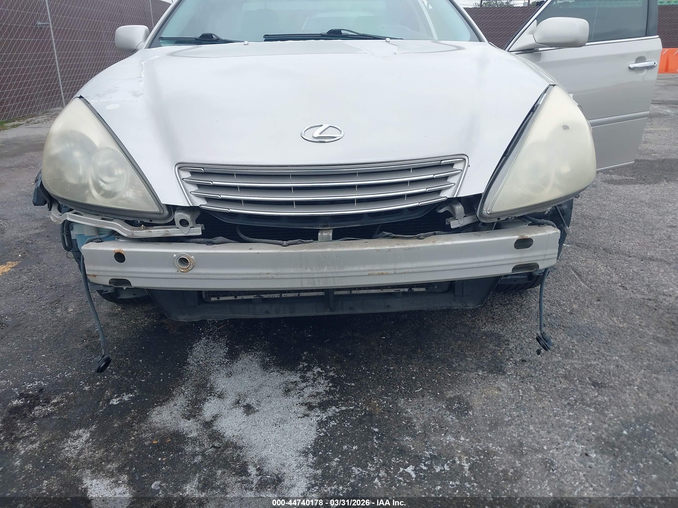2004 Lexus Es 330   Cream vin: JTHBA30G745003277
