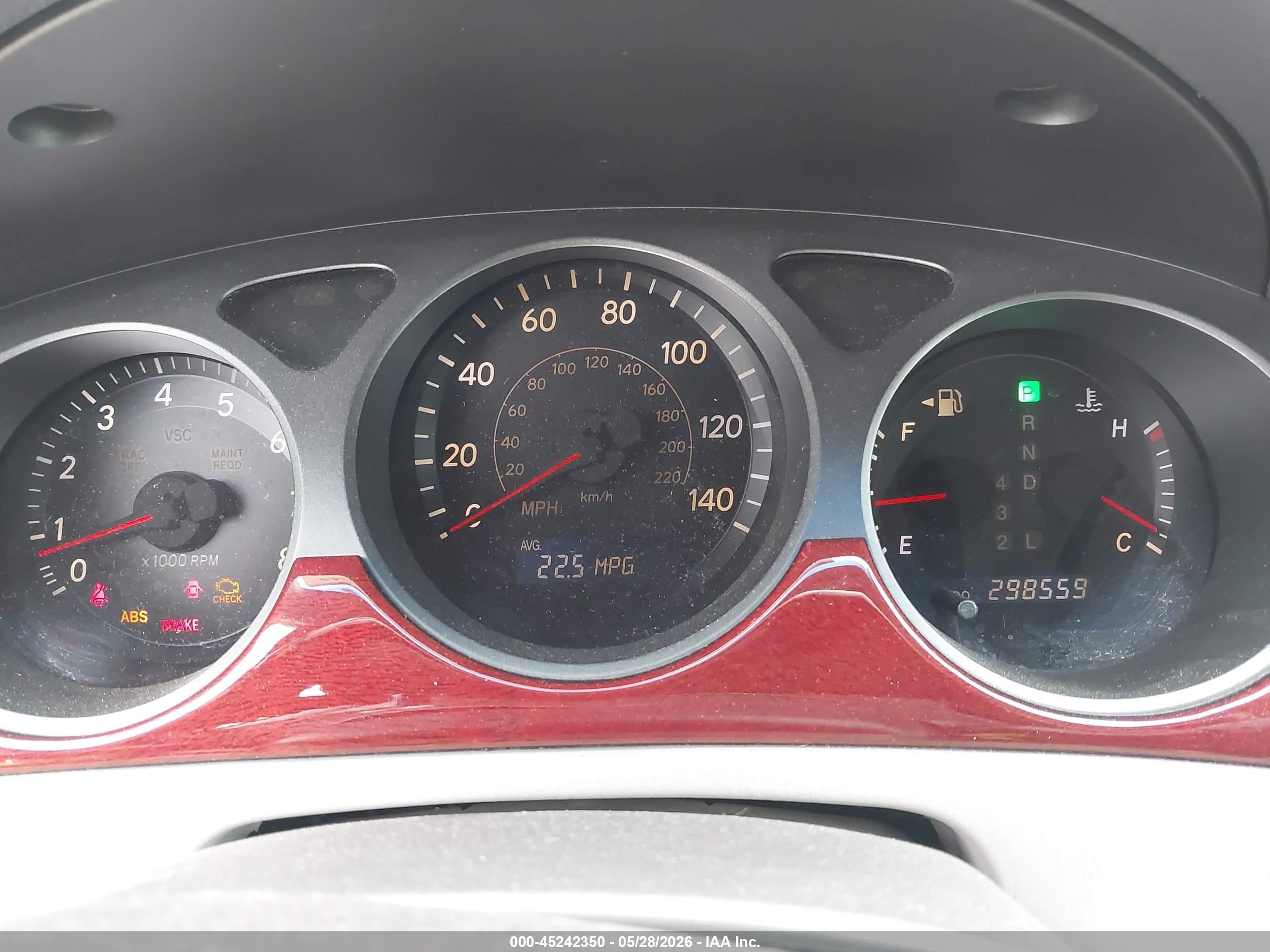 2004 Lexus Es 330   Серебряный vin: JTHBA30G745005692
