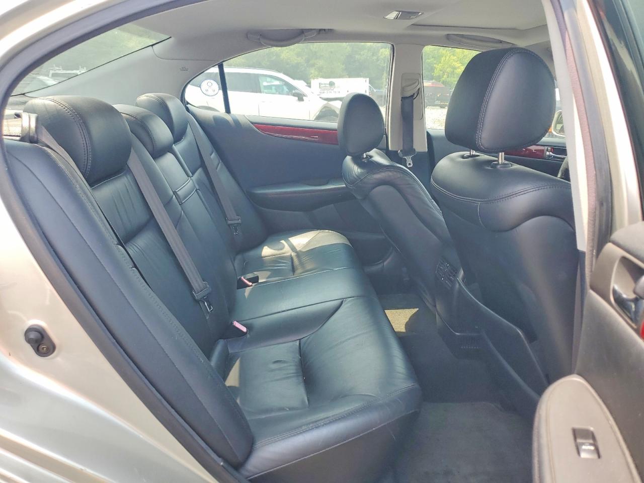 2004 Lexus Es 330 Silver vin: JTHBA30G745007037