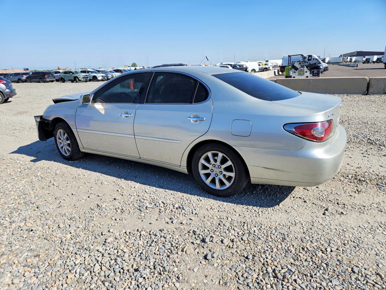 2004 Lexus Es 330 Silver vin: JTHBA30G745009385