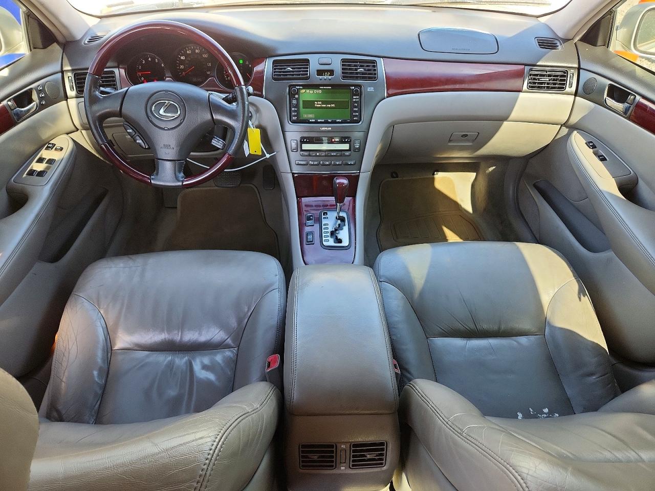 2004 Lexus Es 330 Silver vin: JTHBA30G745009385