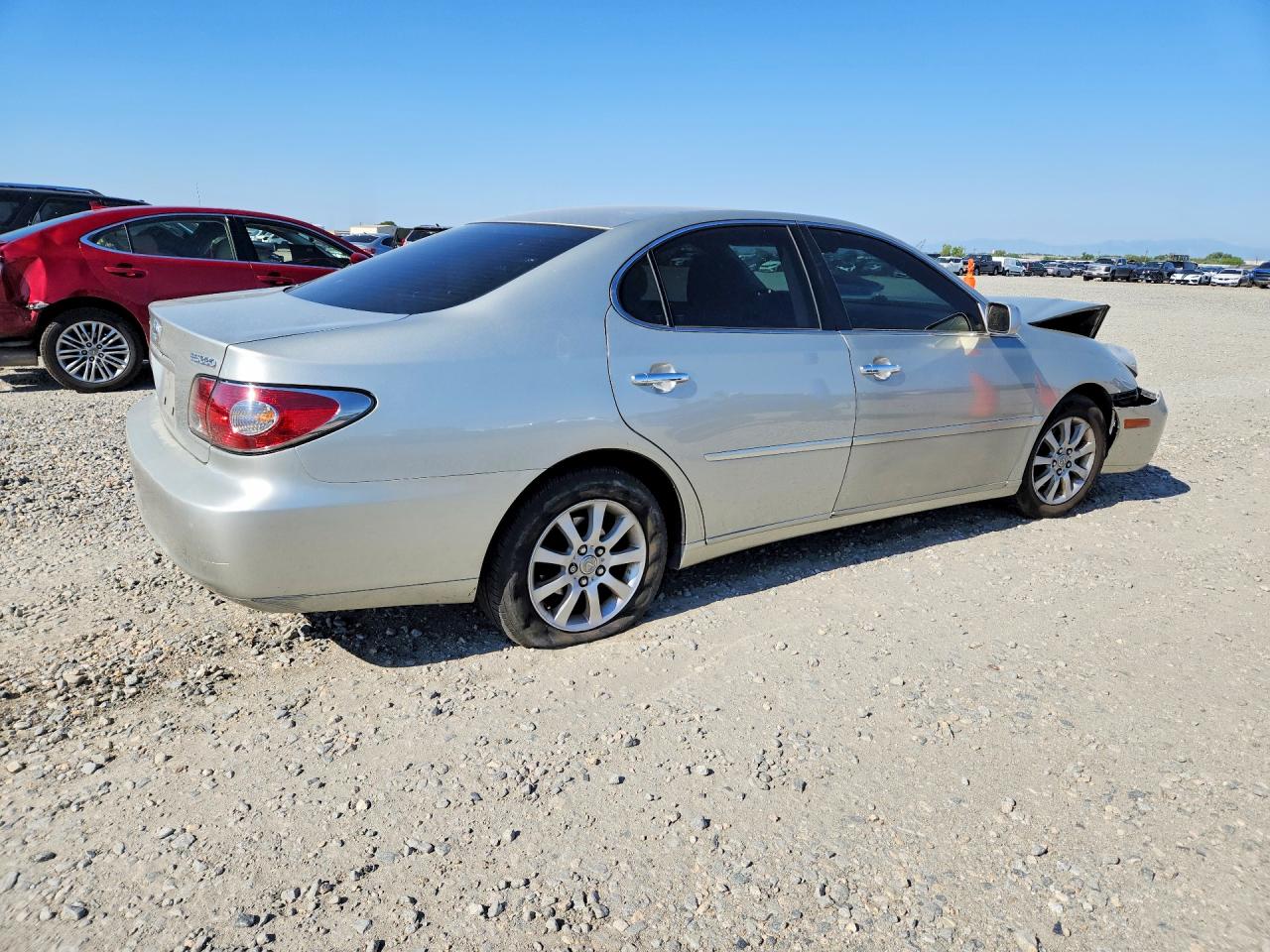 2004 Lexus Es 330 Silver vin: JTHBA30G745009385
