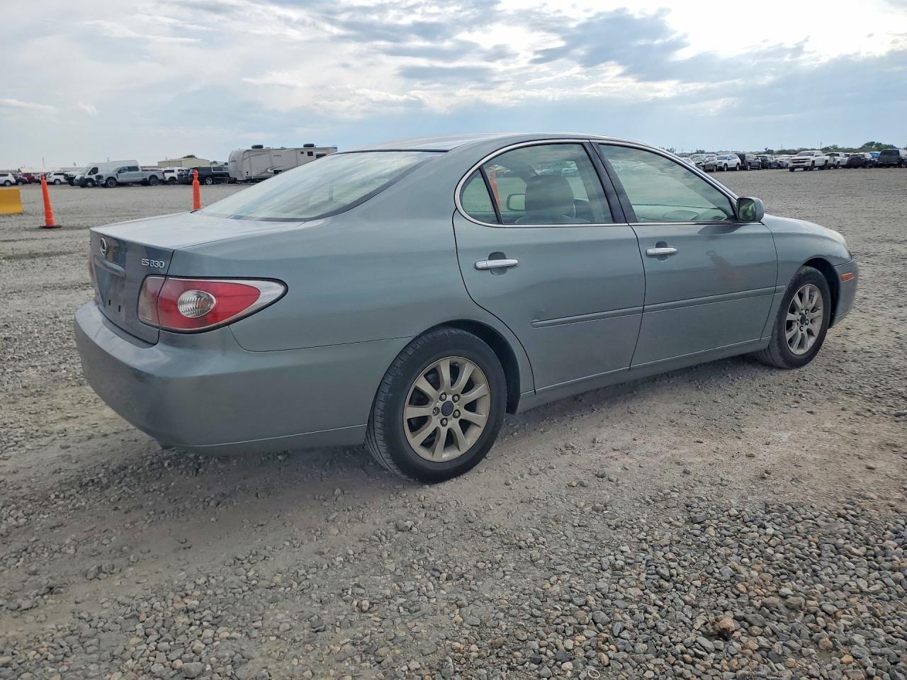 2004 Lexus Es 330 Зеленый vin: JTHBA30G745028759