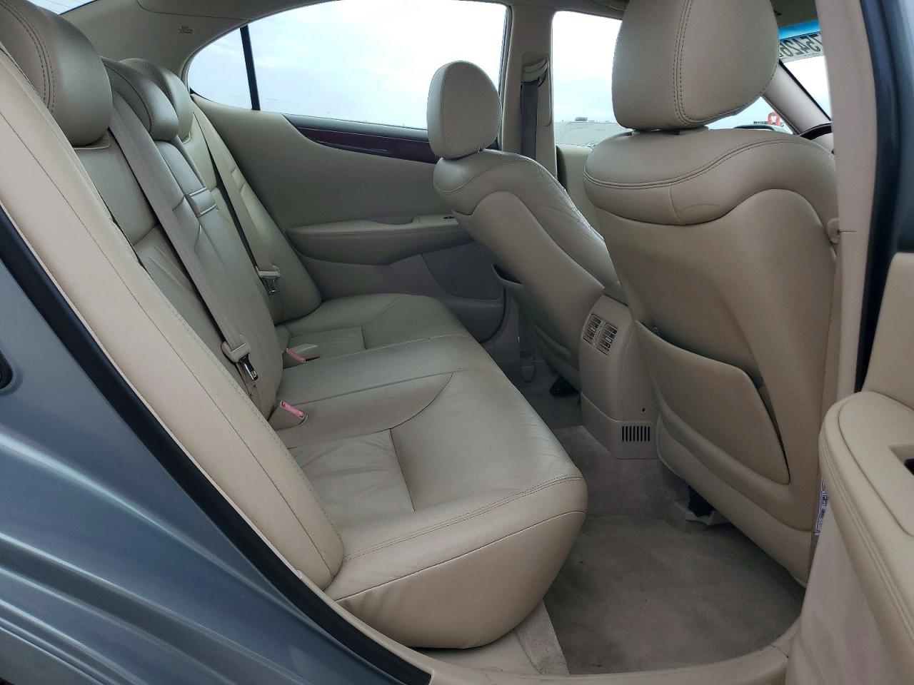 2004 Lexus Es 330 Зеленый vin: JTHBA30G745028759