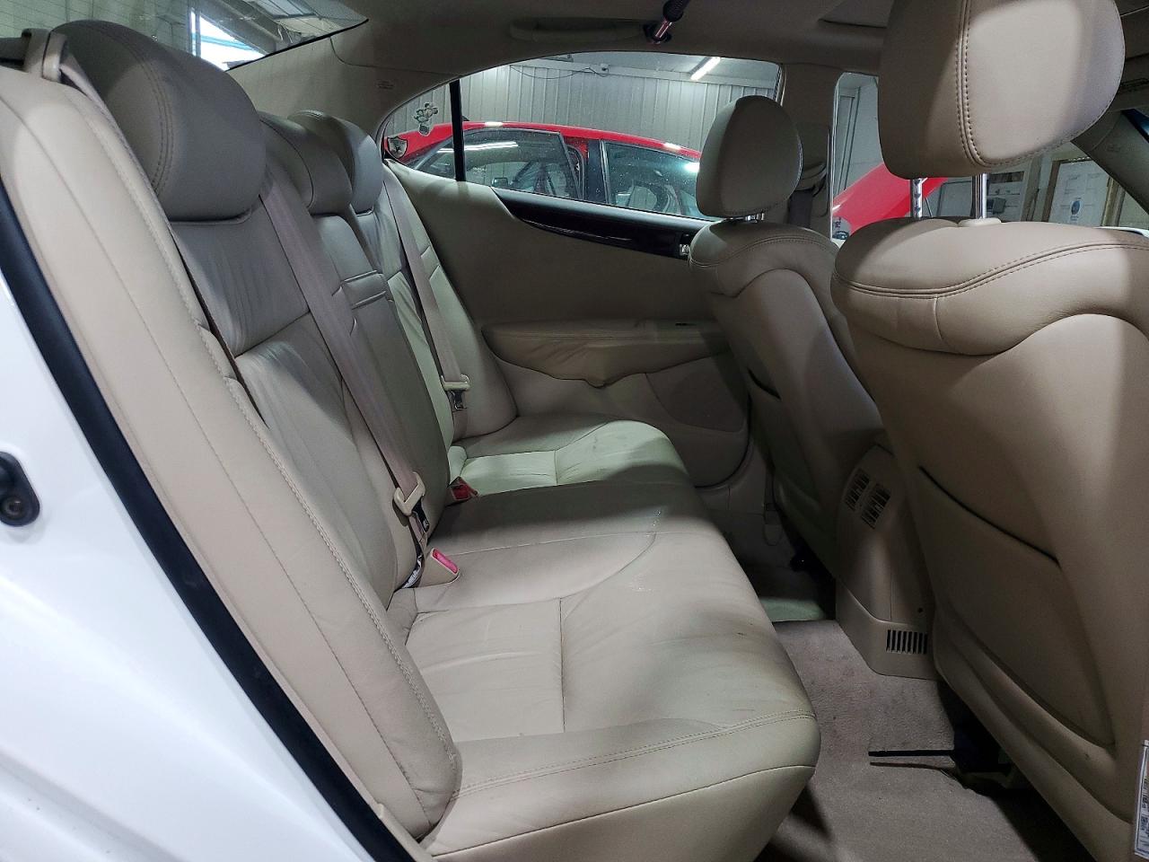 2004 Lexus Es 330 White vin: JTHBA30G745032262
