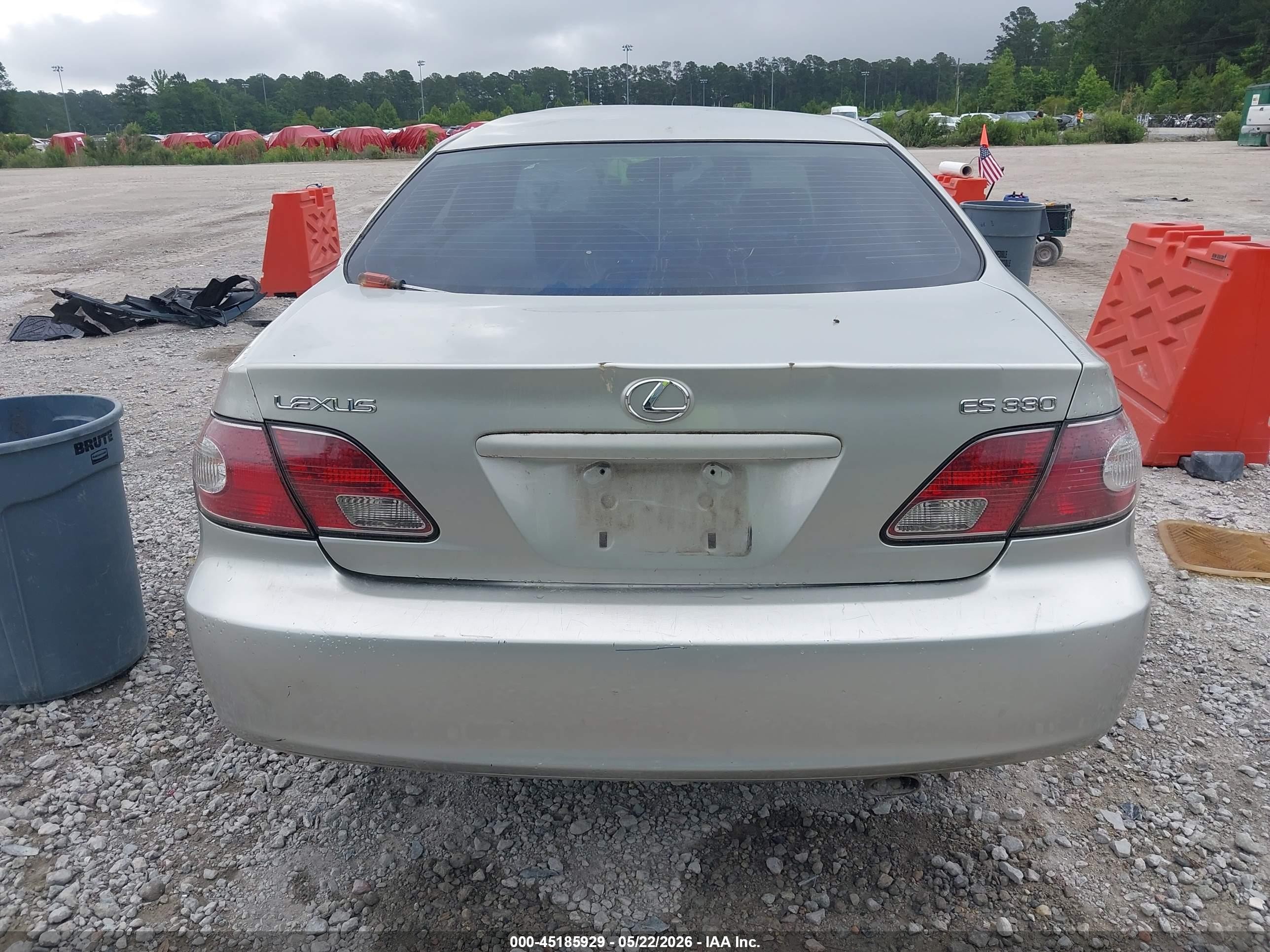 2004 Lexus Es 330   Silver vin: JTHBA30G745032679