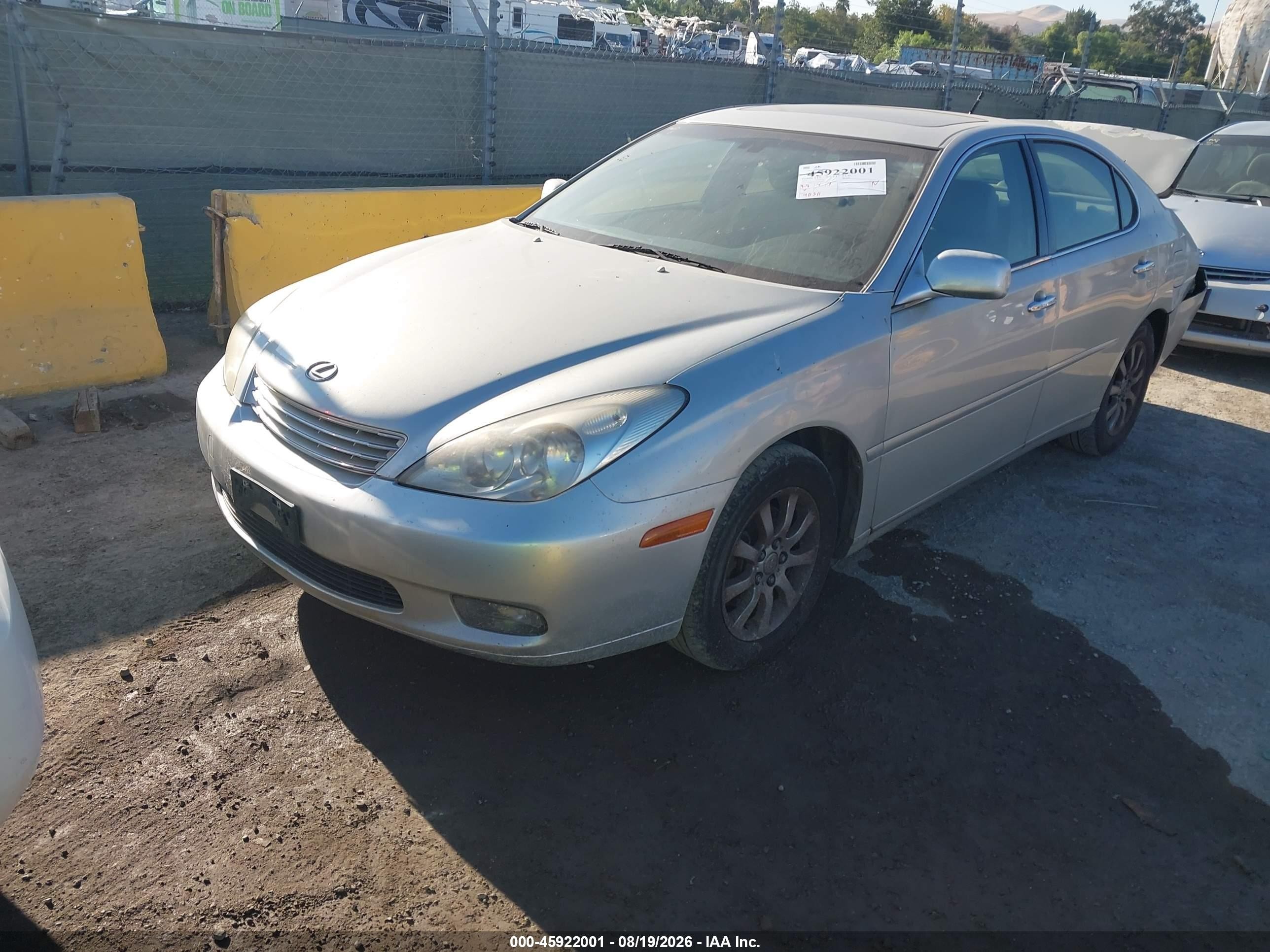 2004 Lexus Es 330   Серебряный vin: JTHBA30G745051877