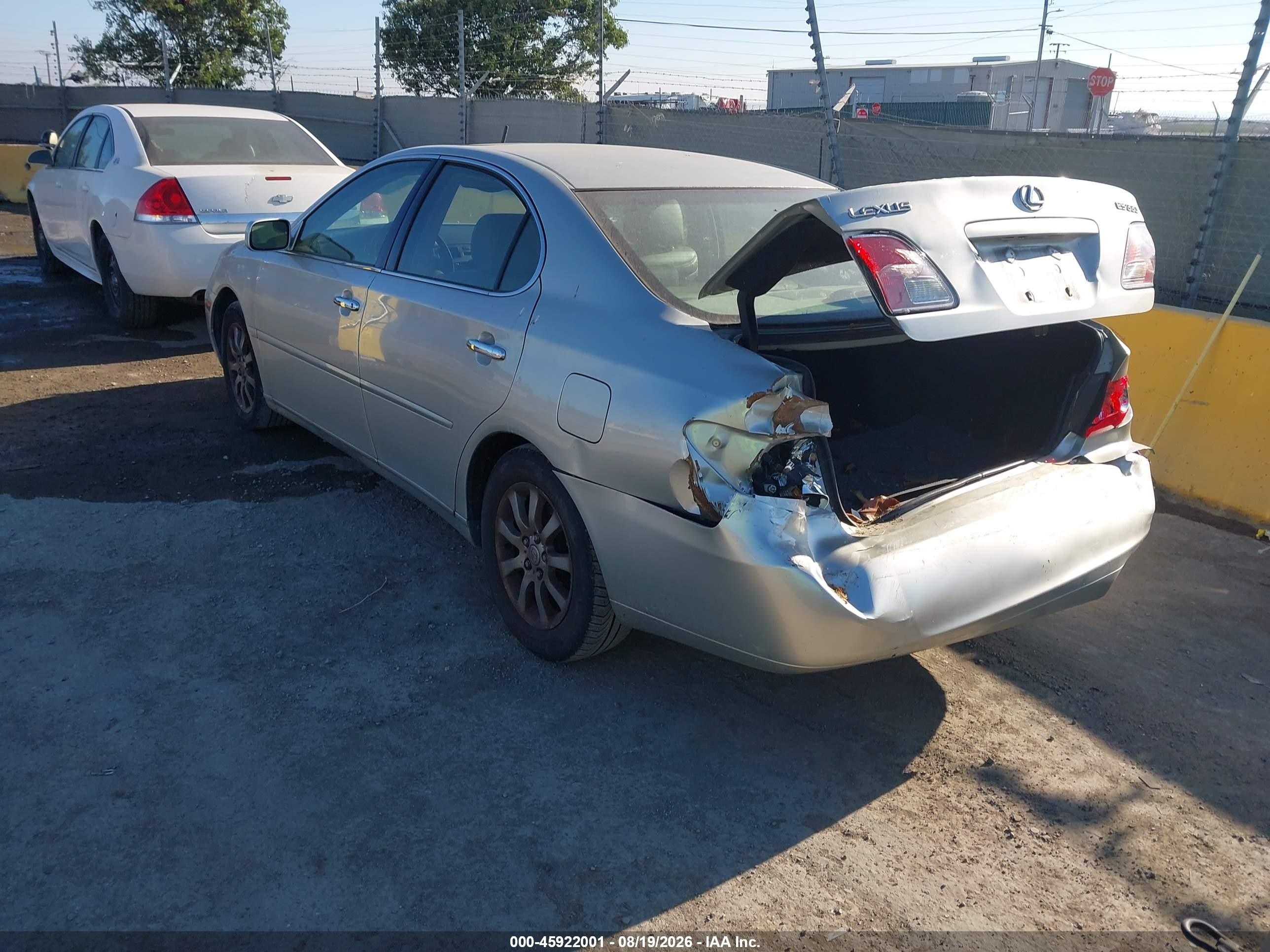 2004 Lexus Es 330   Серебряный vin: JTHBA30G745051877