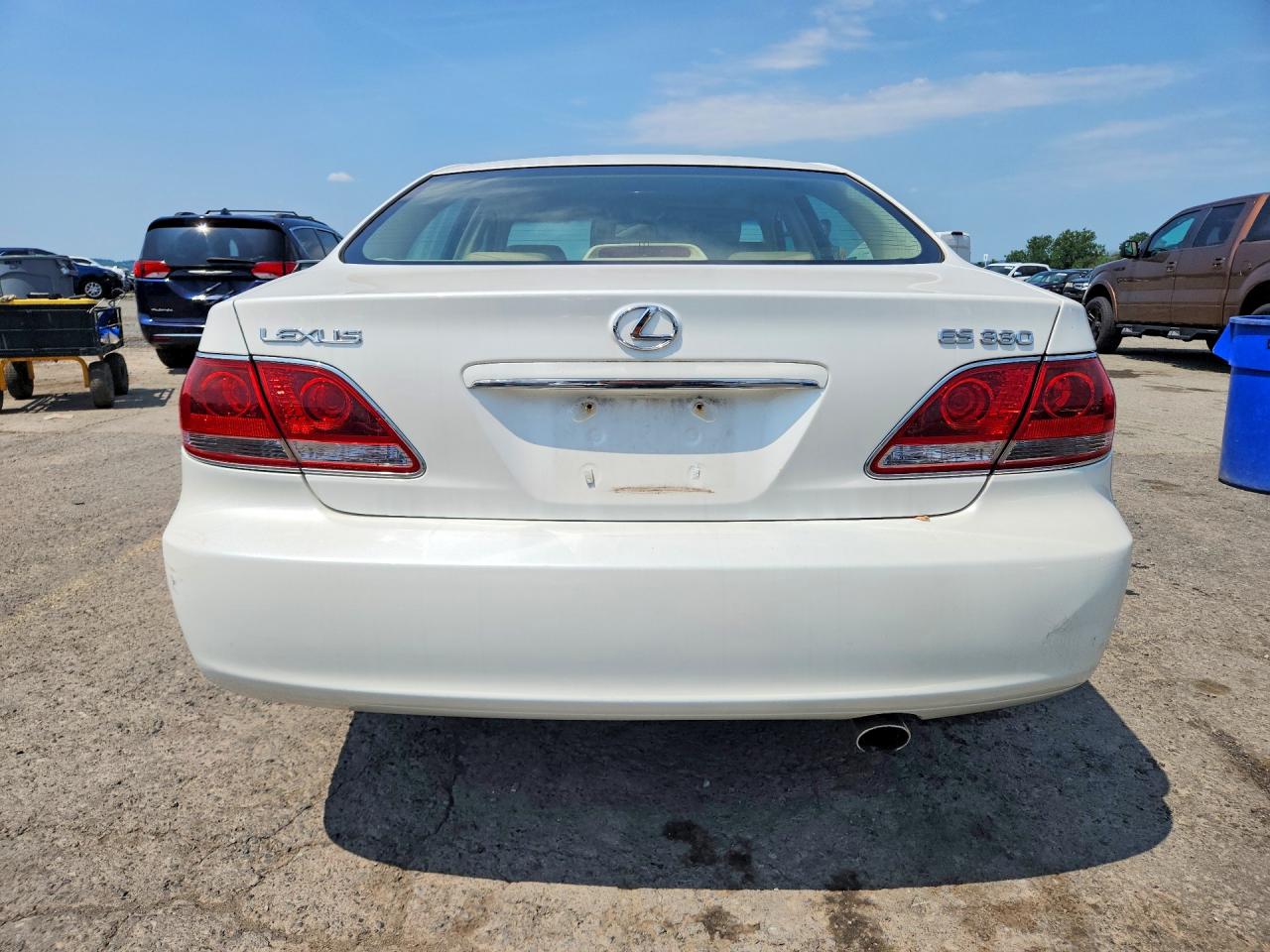 2005 Lexus Es 330 White vin: JTHBA30G755059995