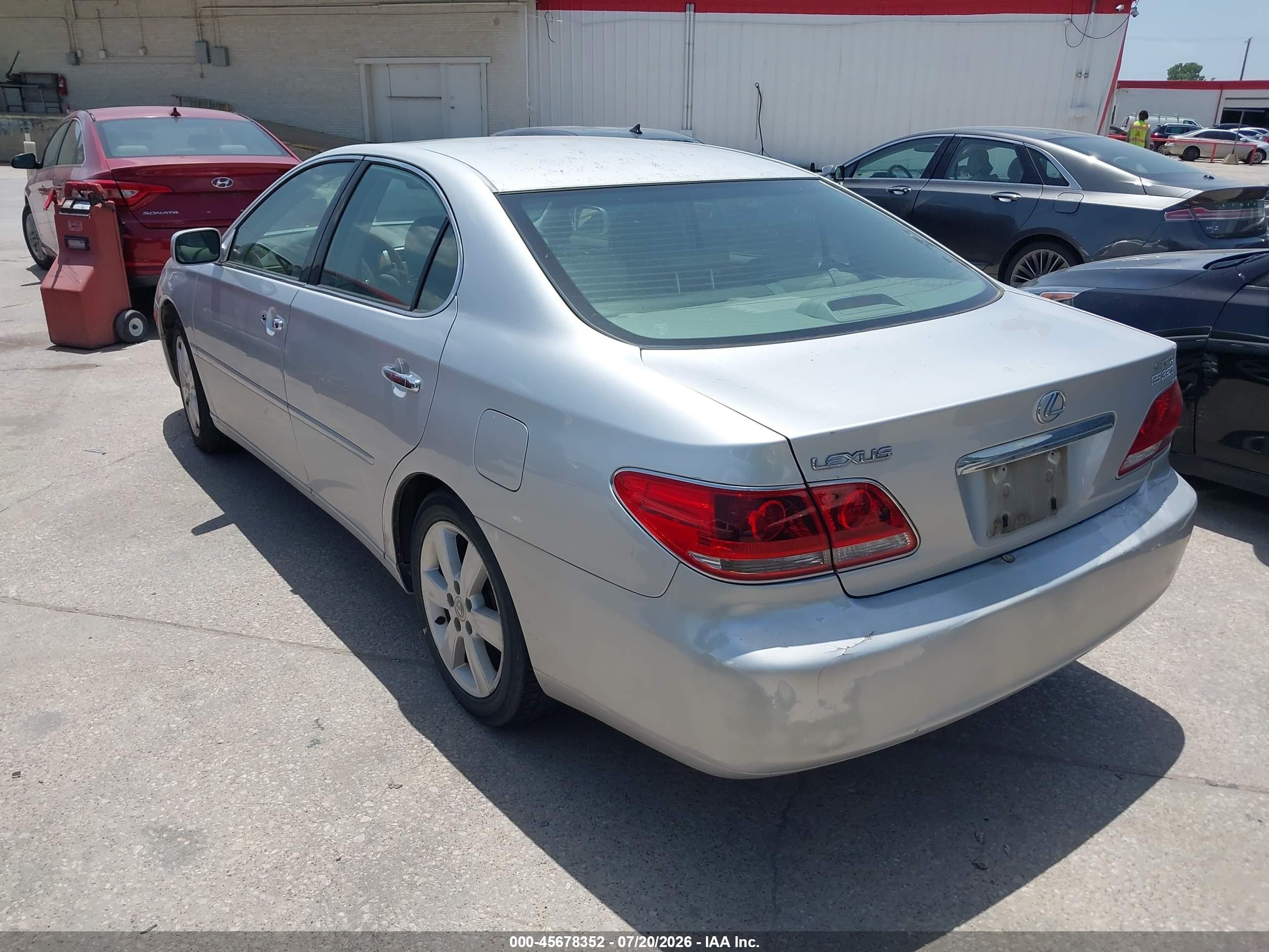 2005 Lexus Es 330   Silver vin: JTHBA30G755065571