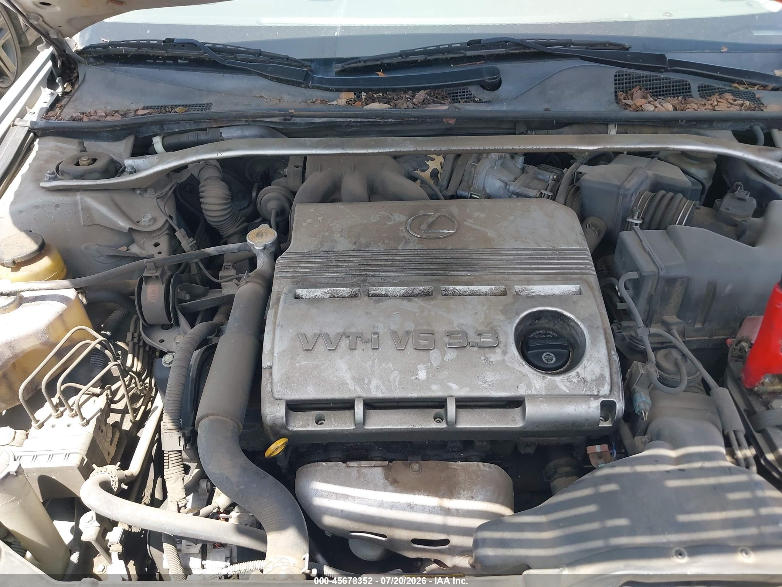 2005 Lexus Es 330   Silver vin: JTHBA30G755065571