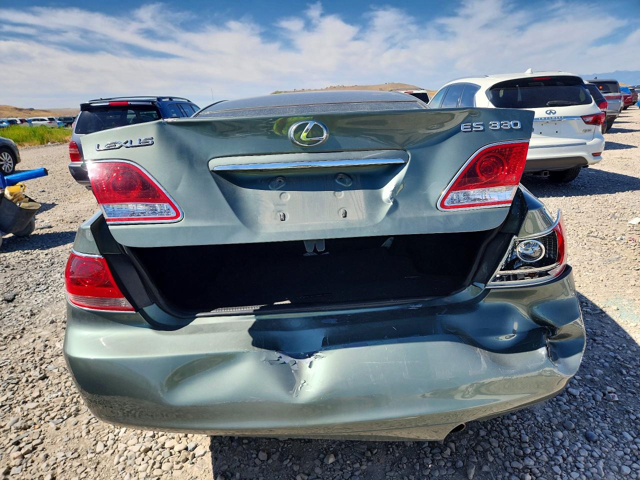 2005 Lexus Es 330 Green vin: JTHBA30G755085223