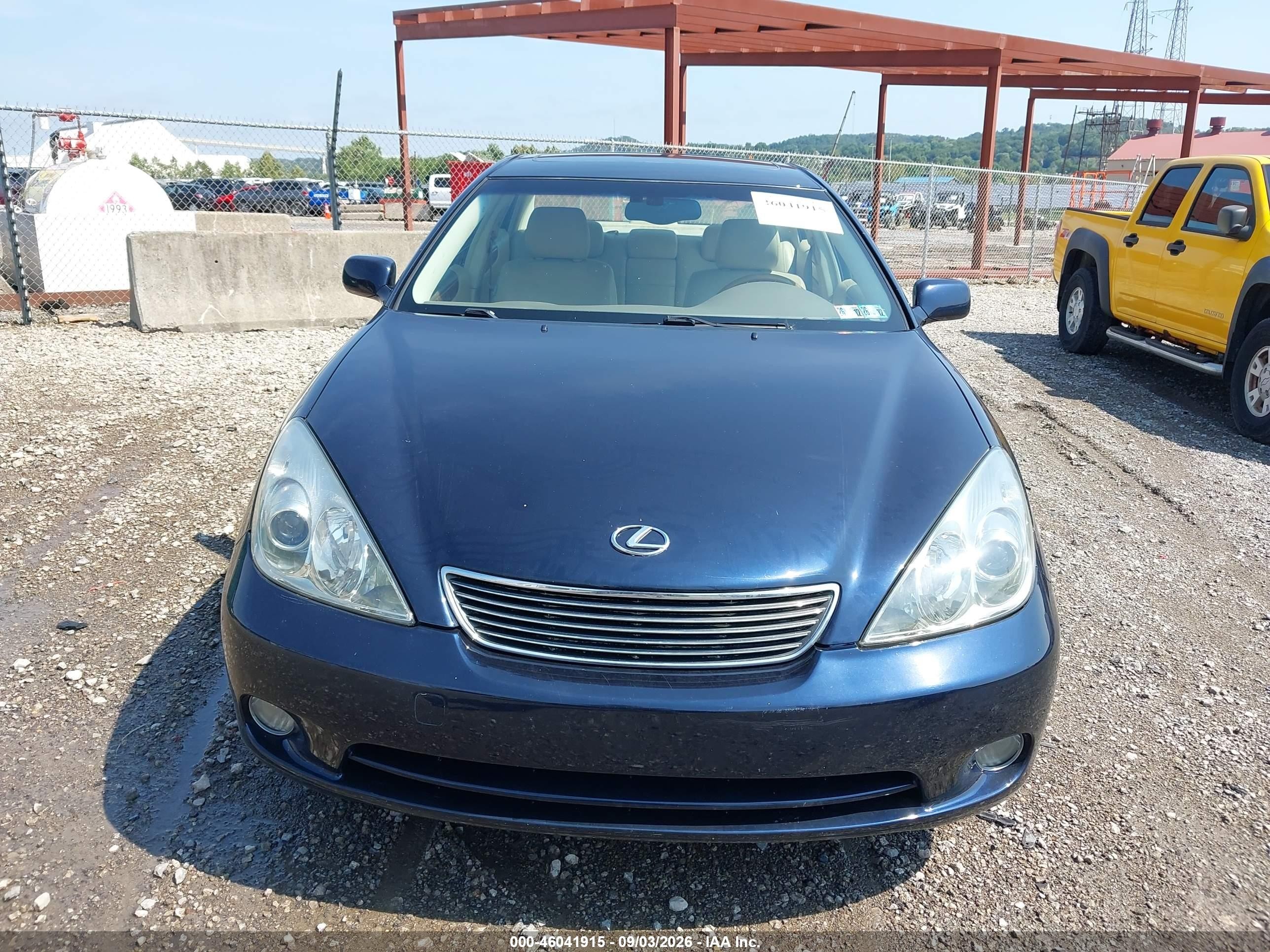 2005 Lexus Es 330   Blue vin: JTHBA30G755095900