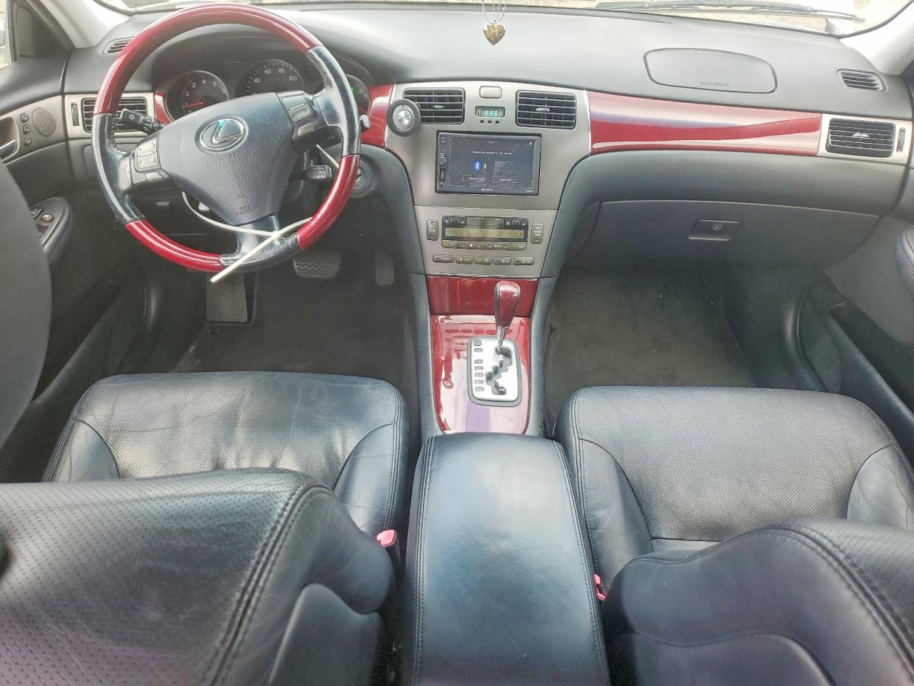 2005 Lexus Es 330 Silver vin: JTHBA30G755113604