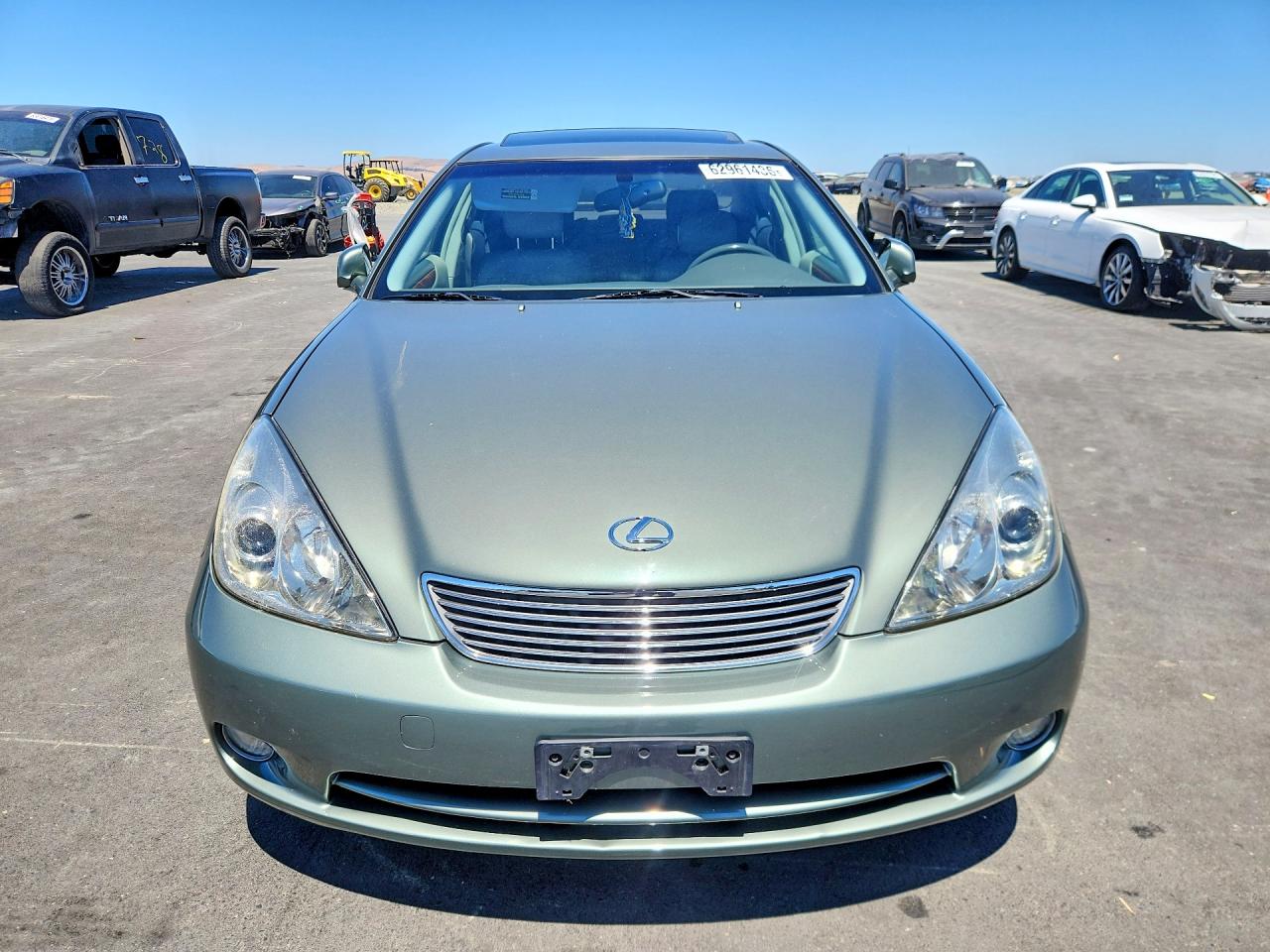 2005 Lexus Es 330 Зеленый vin: JTHBA30G755118303