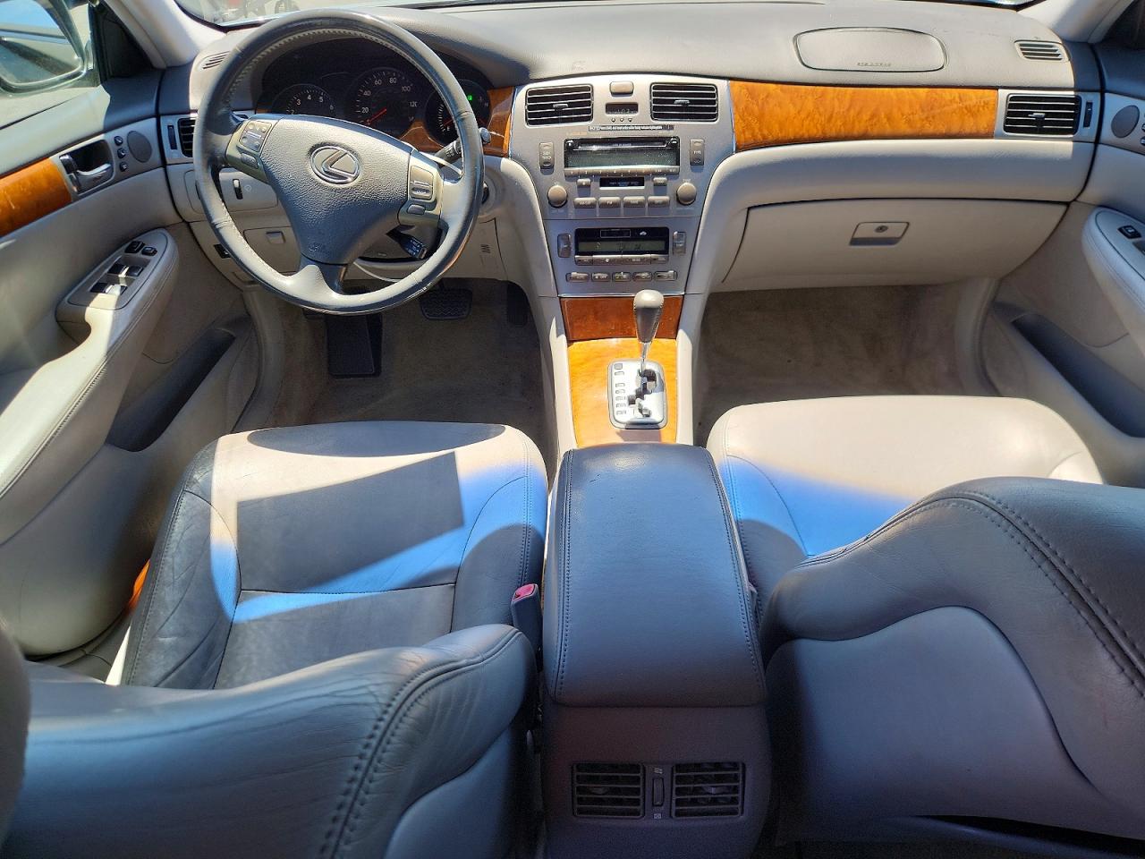 2005 Lexus Es 330 Зеленый vin: JTHBA30G755118303