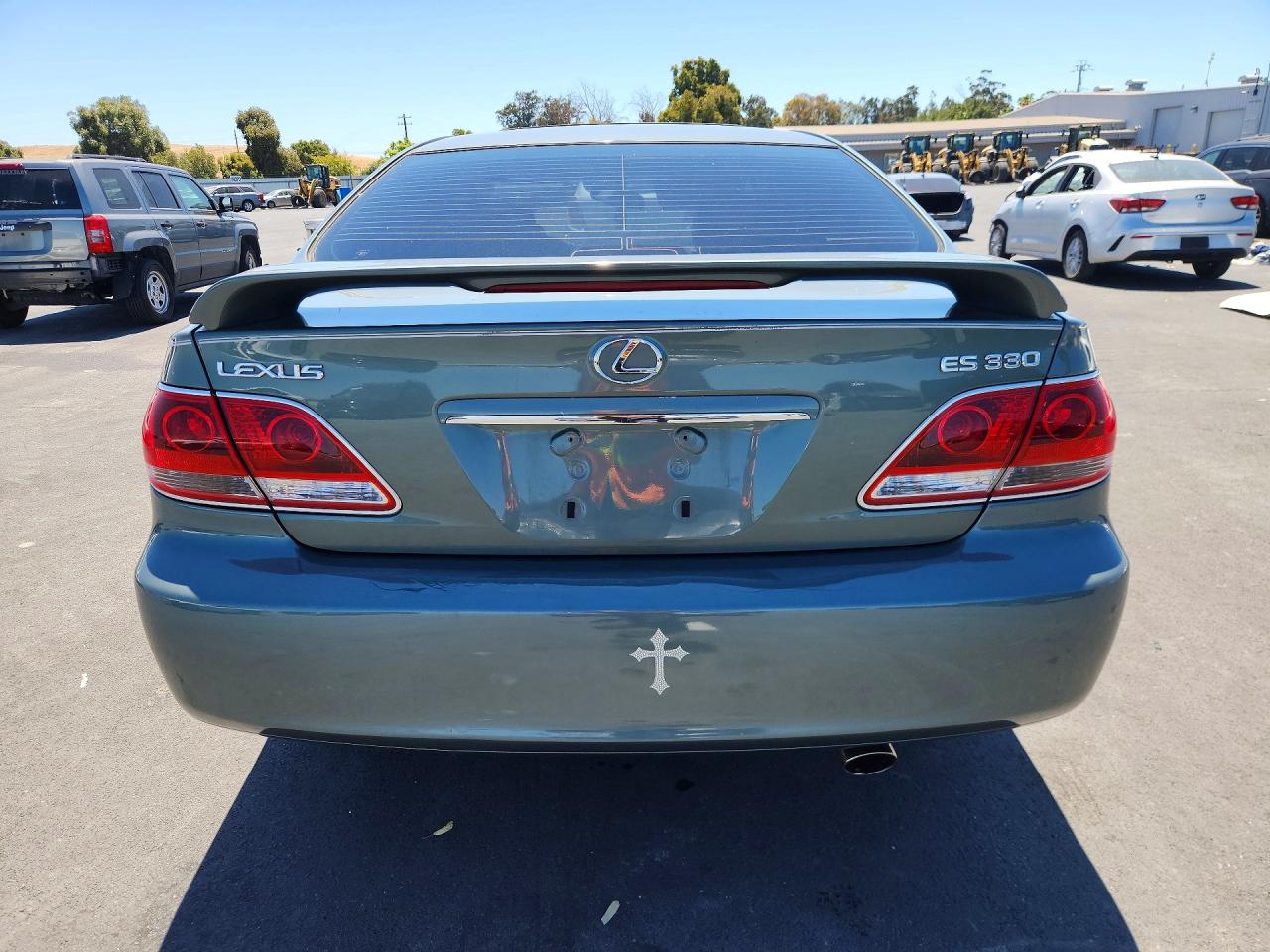 2005 Lexus Es 330 Зеленый vin: JTHBA30G755118303