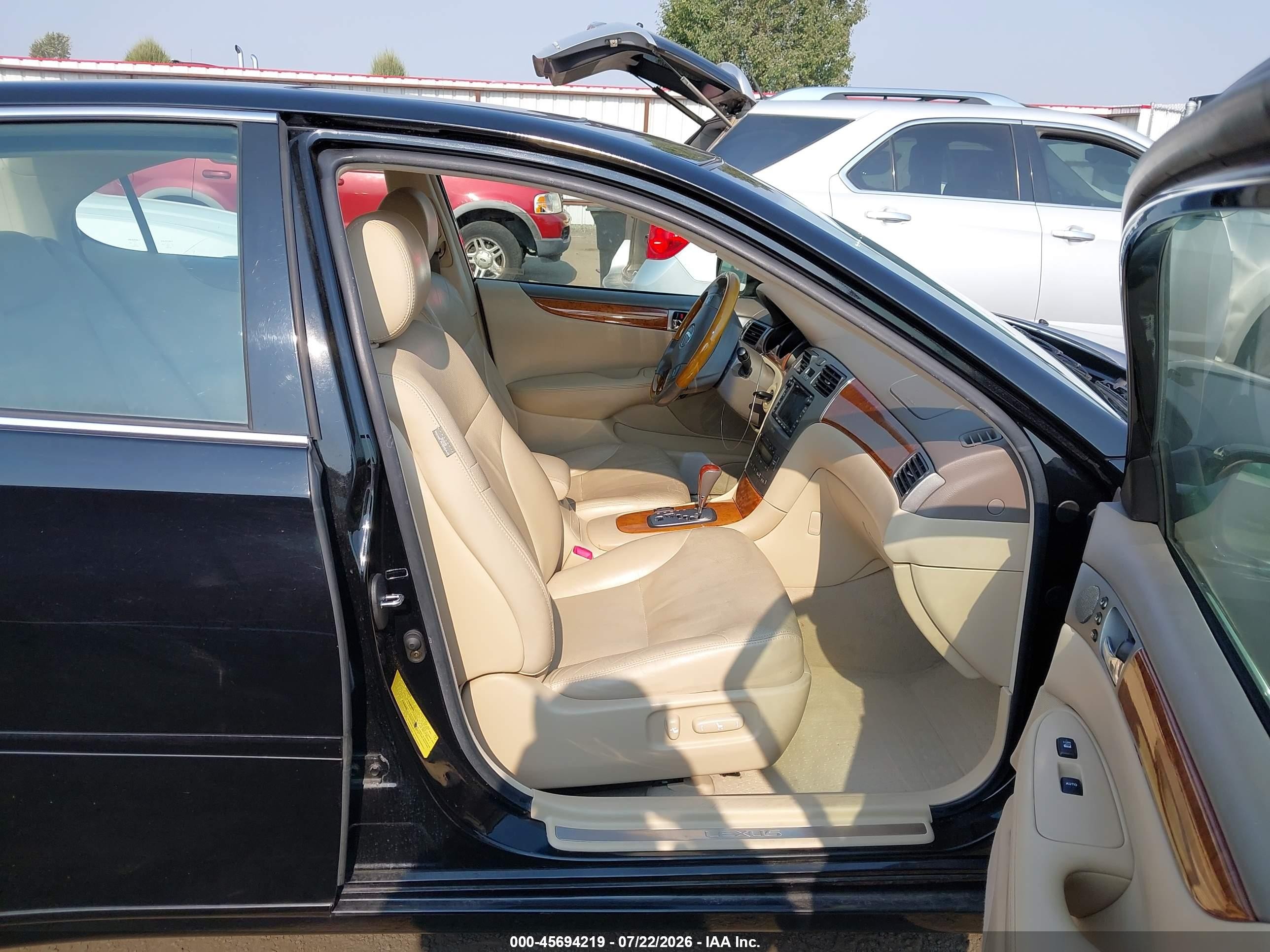 2005 Lexus Es 330 Black vin: JTHBA30G755120357