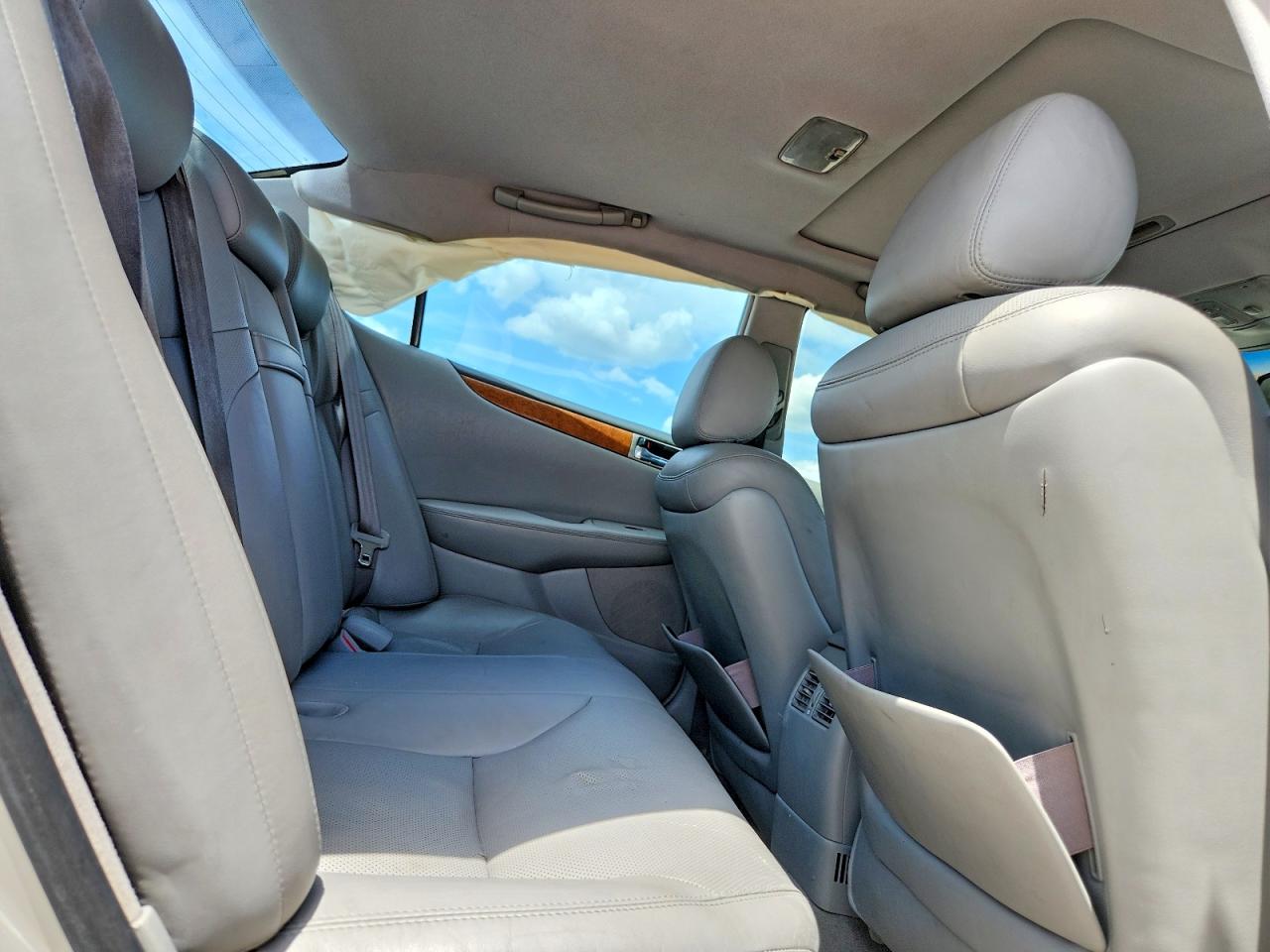 2005 Lexus Es 330 Gold vin: JTHBA30G755122335