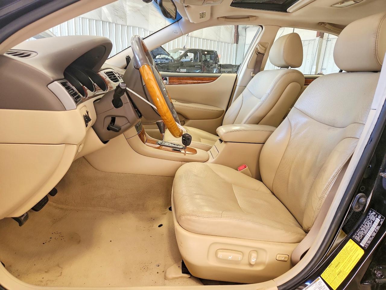 2005 Lexus Es 330 Base Черный vin: JTHBA30G755132671