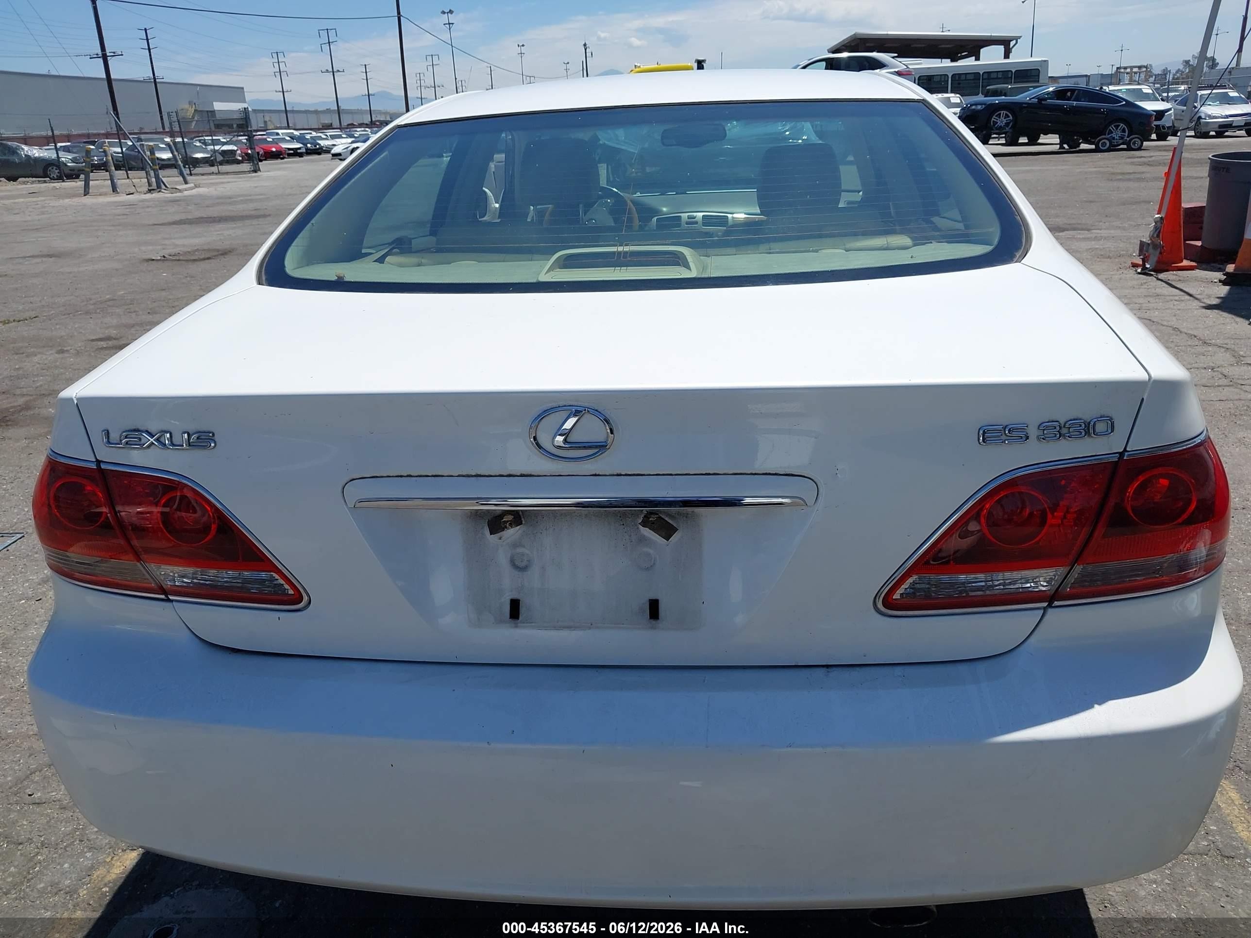 2005 Lexus Es 330   White vin: JTHBA30G755135568