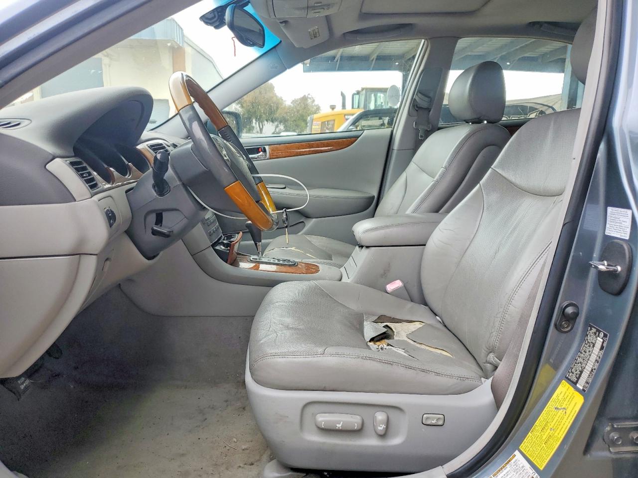 2005 Lexus Es 330 Gray vin: JTHBA30G755136056