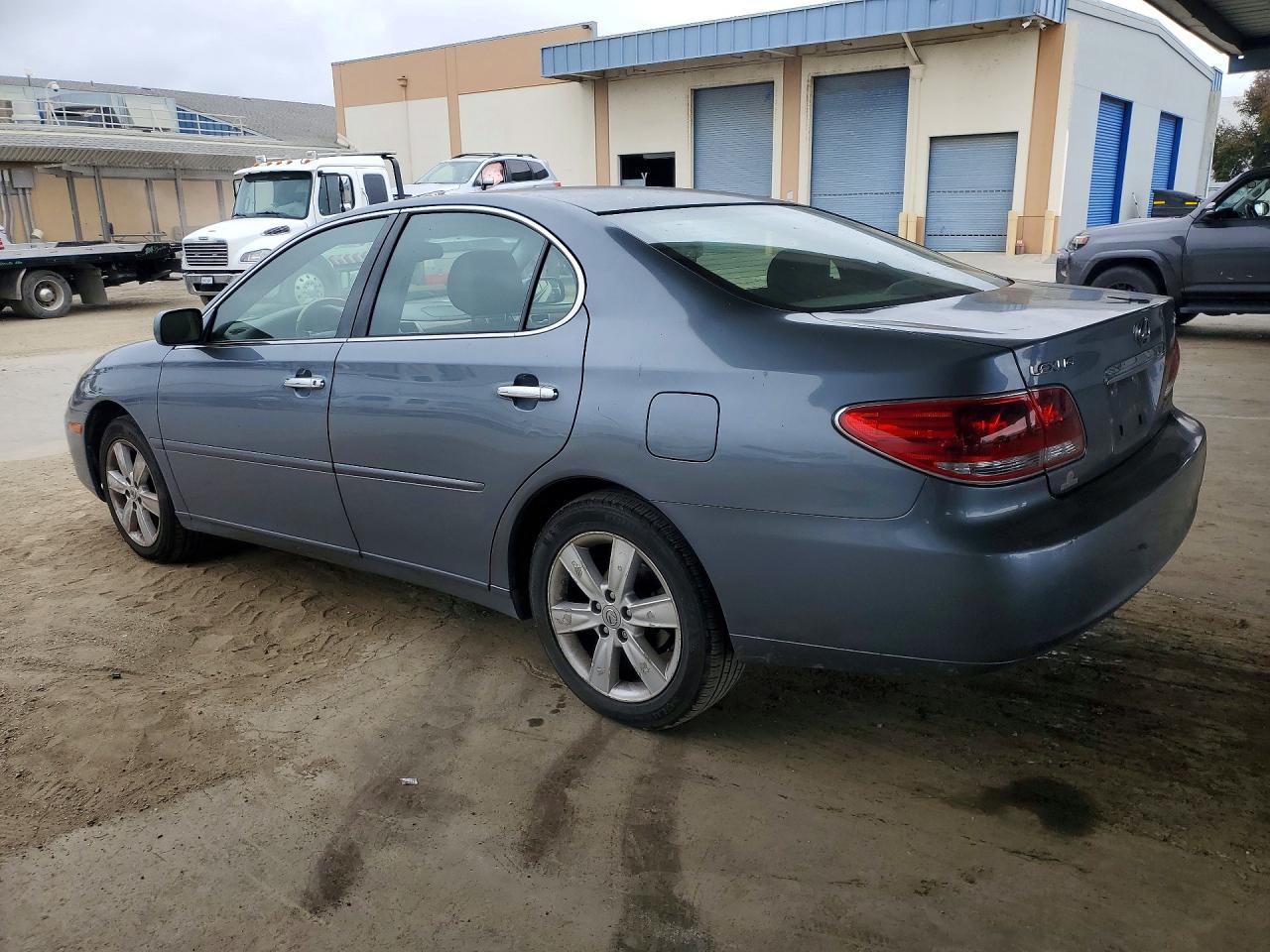 2005 Lexus Es 330 Gray vin: JTHBA30G755136056