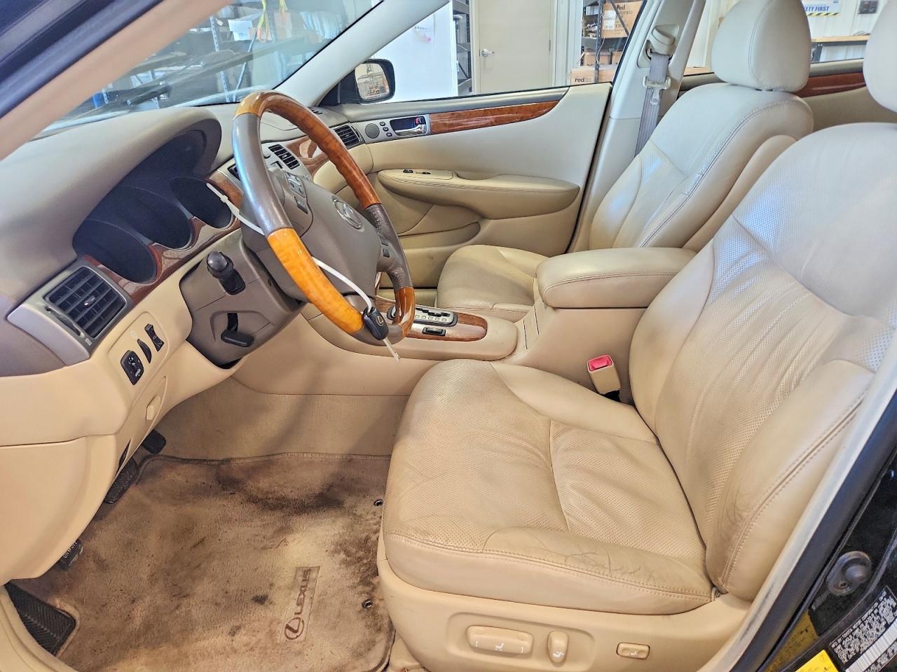 2005 Lexus Es 330 Black vin: JTHBA30G755136560