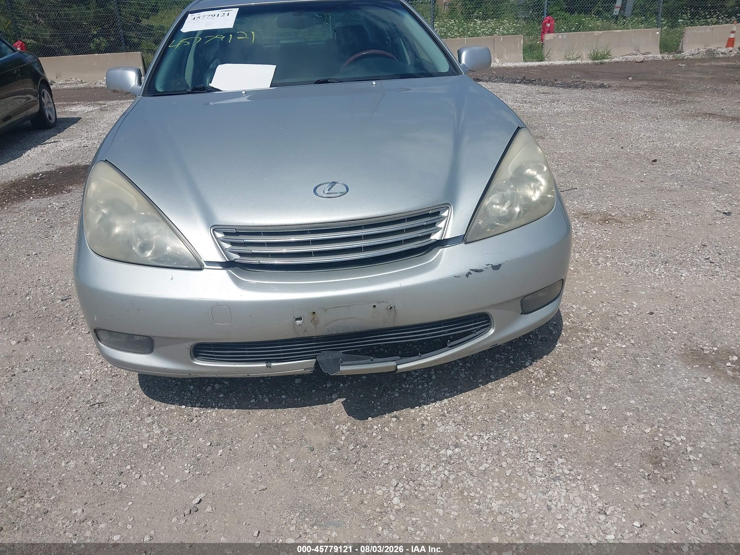 2004 Lexus Es 330   Silver vin: JTHBA30G845012375