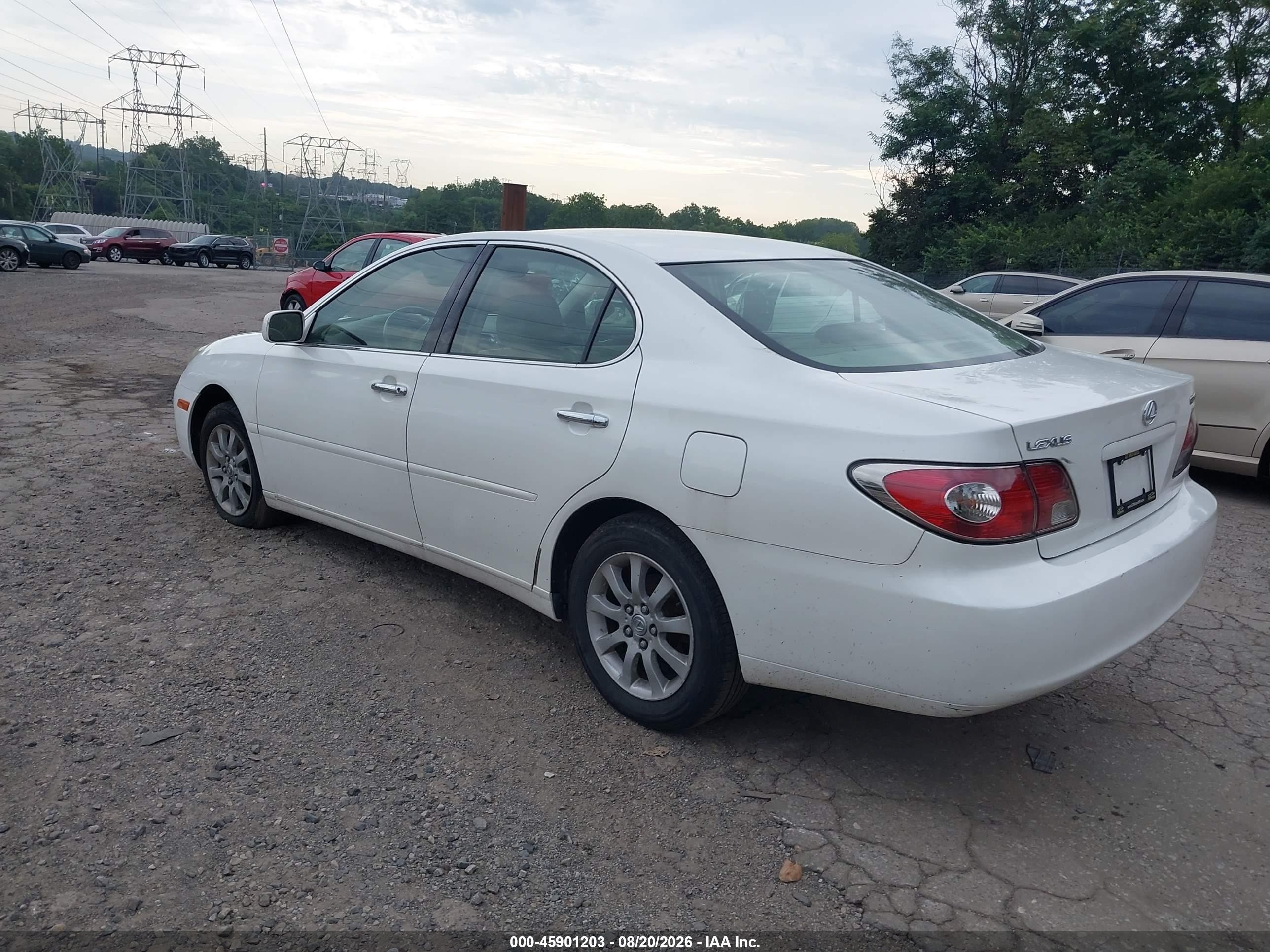2004 Lexus Es 330   White vin: JTHBA30G845012974