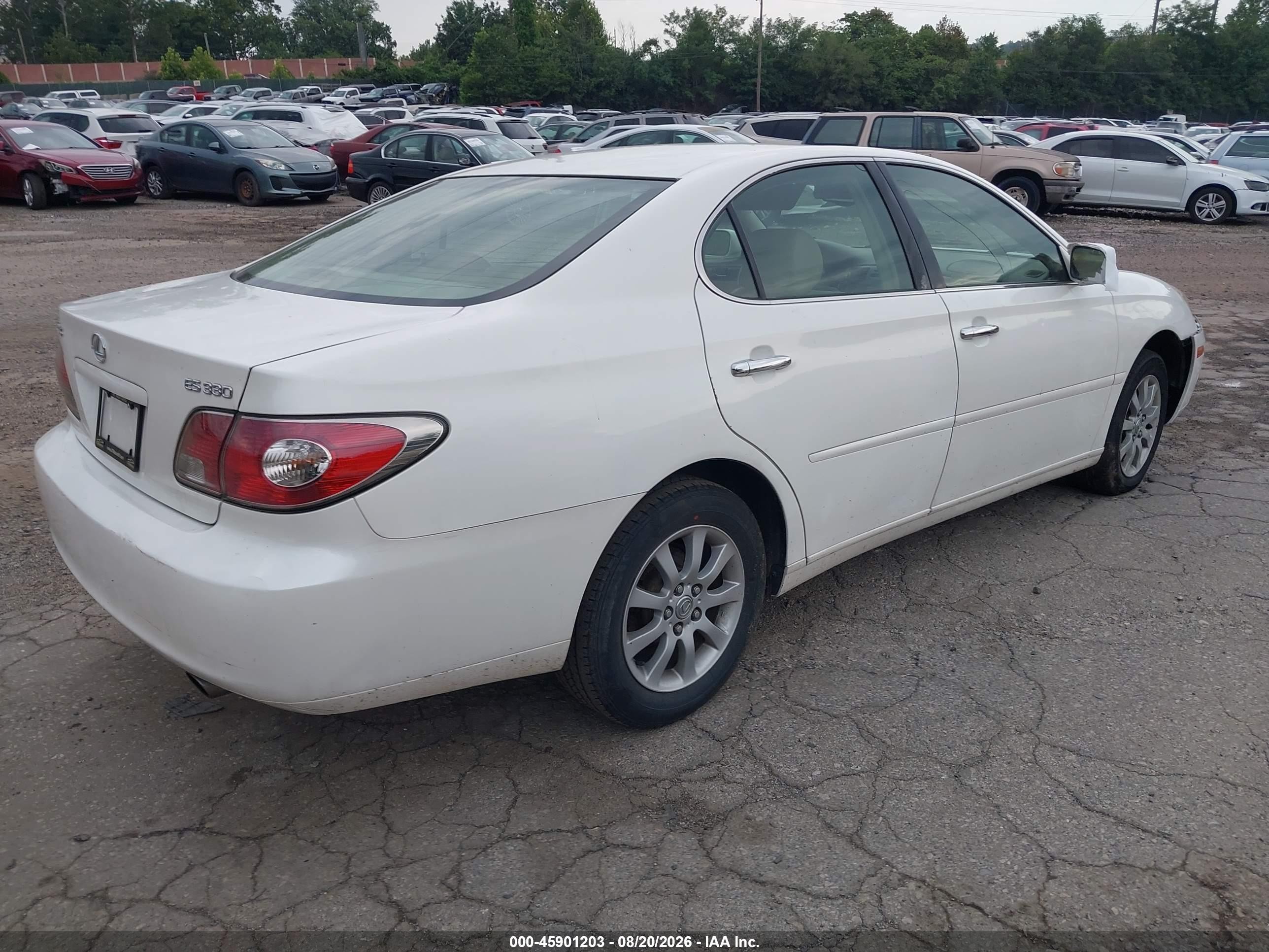 2004 Lexus Es 330   White vin: JTHBA30G845012974