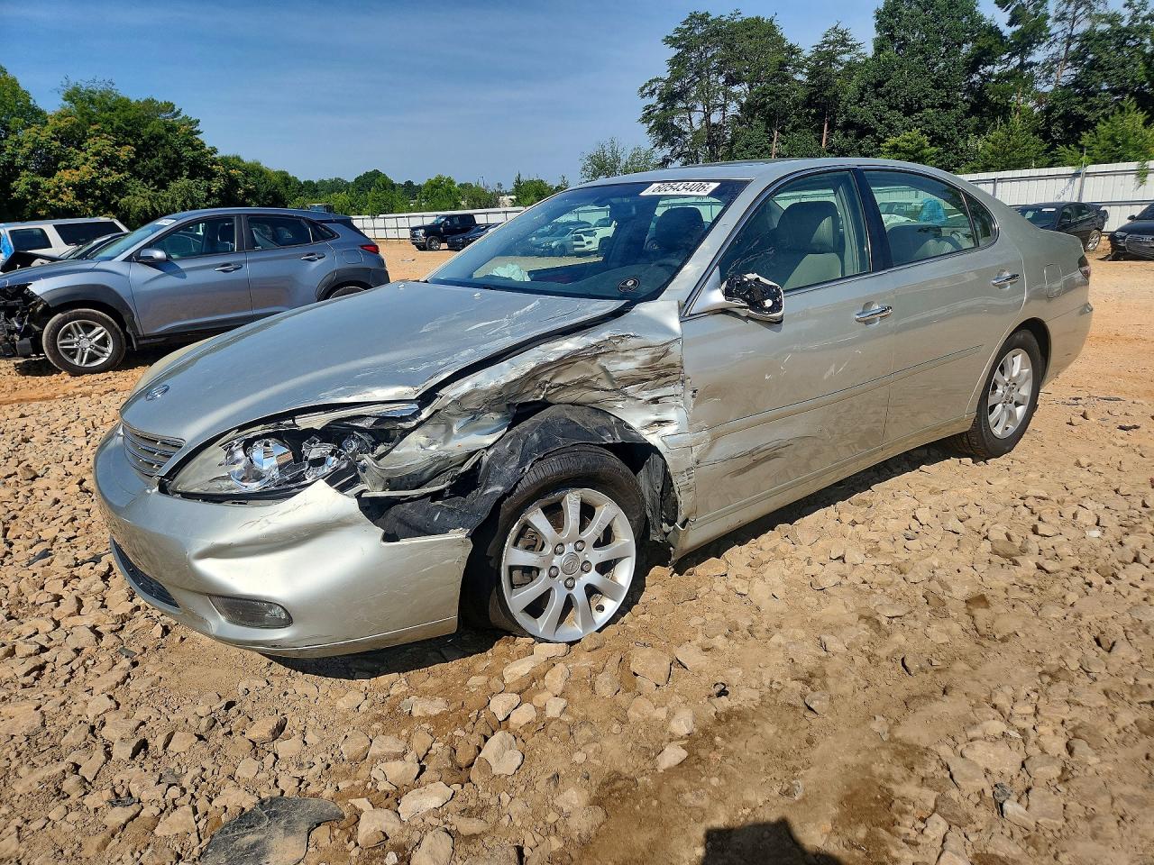 2004 Lexus Es 330 Silver vin: JTHBA30G845018175