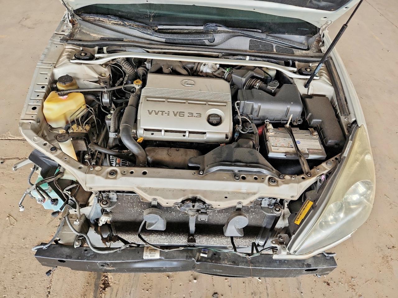 2004 Lexus Es 330 Silver vin: JTHBA30G845024123