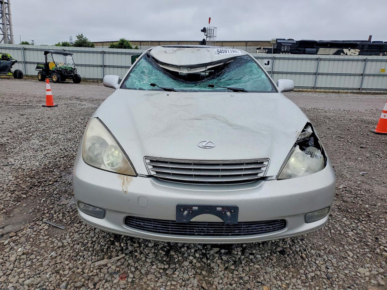 2004 Lexus Es 330 Silver vin: JTHBA30G845029225