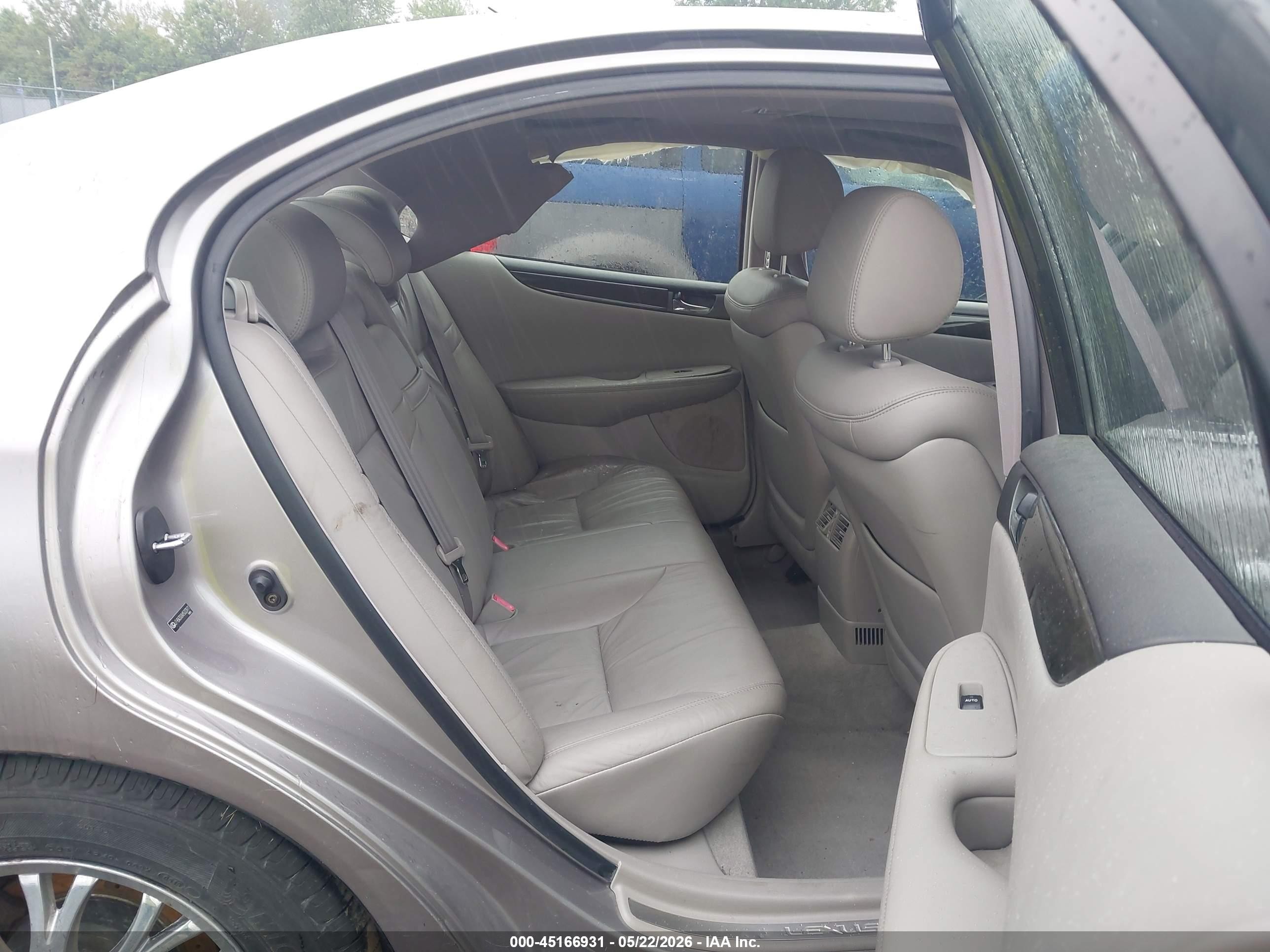 2004 Lexus Es 330 Silver vin: JTHBA30G845033971