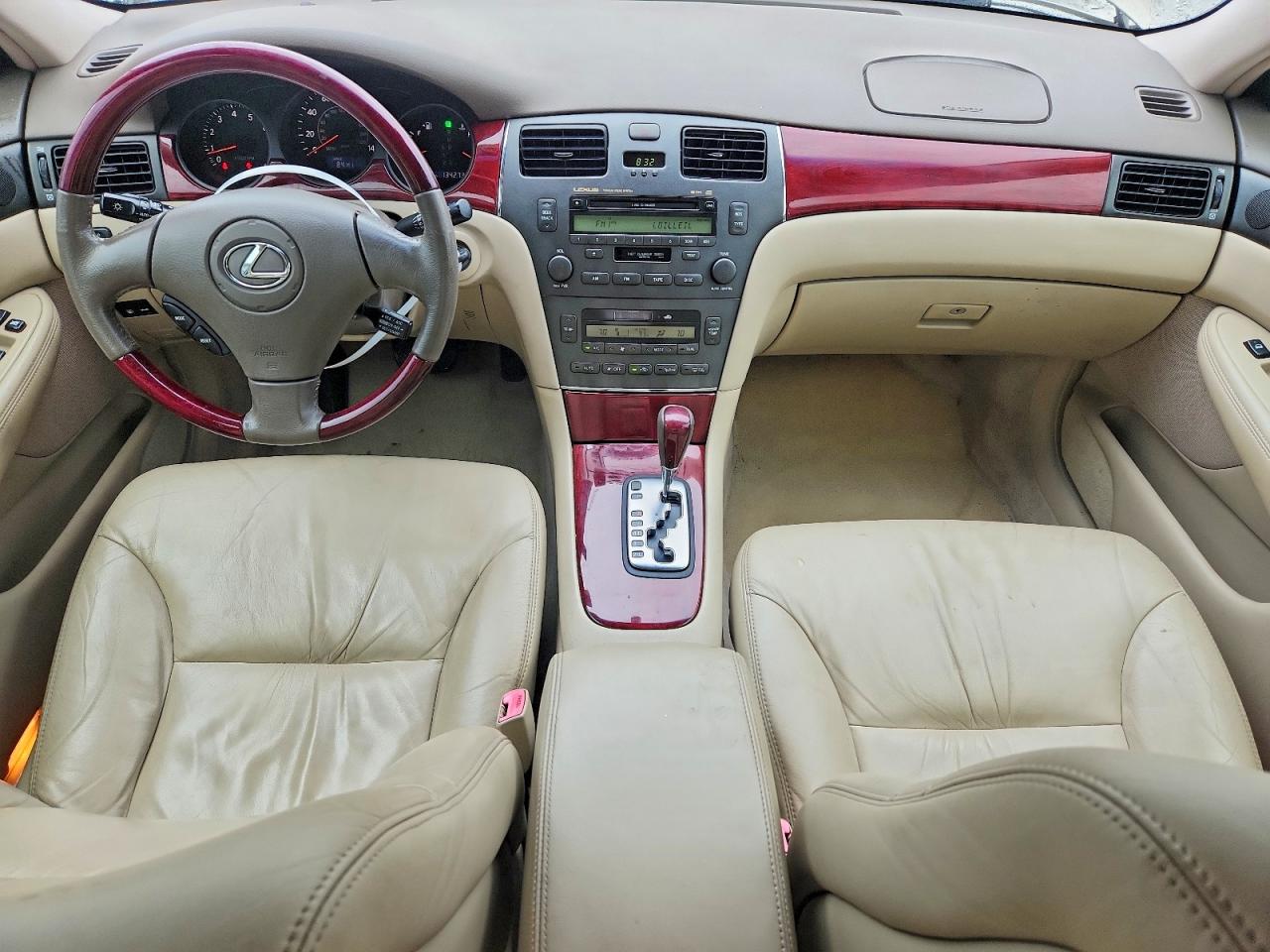 2004 Lexus Es 330 Кремовый vin: JTHBA30G845046185