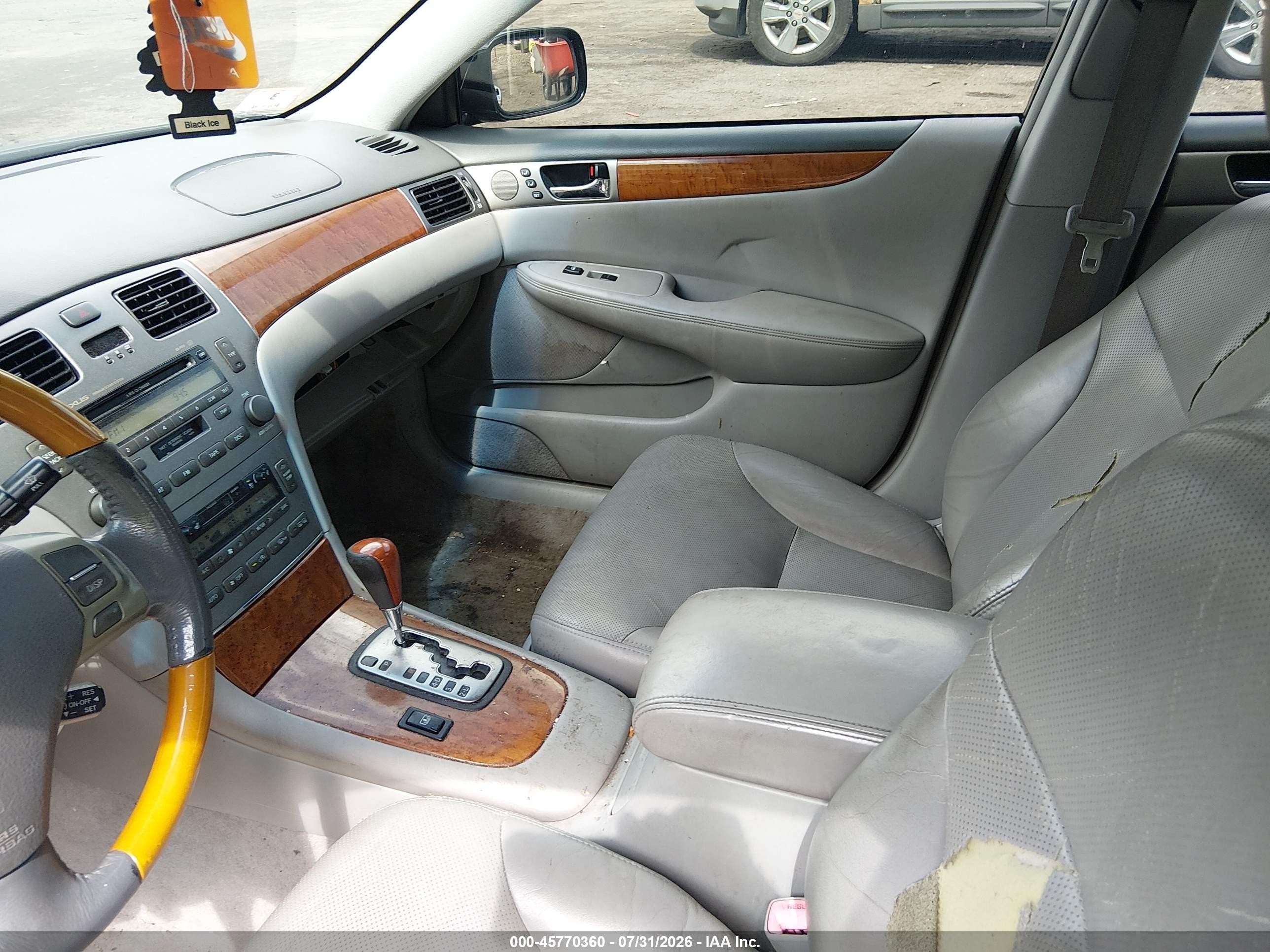 2005 Lexus Es 330   Black vin: JTHBA30G855065904