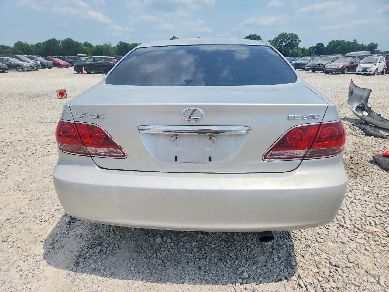 2005 Lexus Es 330 Silver vin: JTHBA30G855070777