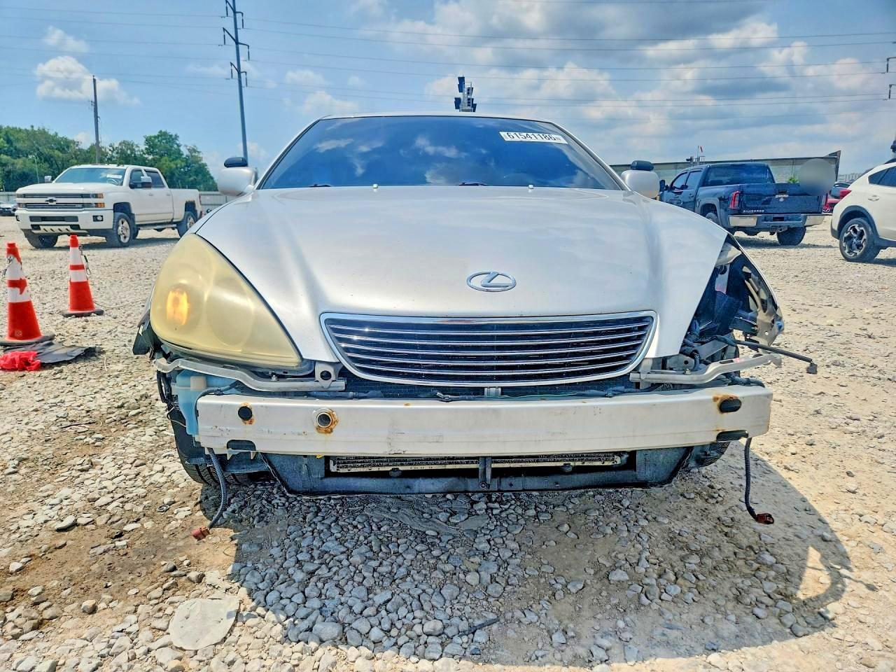 2005 Lexus Es 330 Silver vin: JTHBA30G855070777